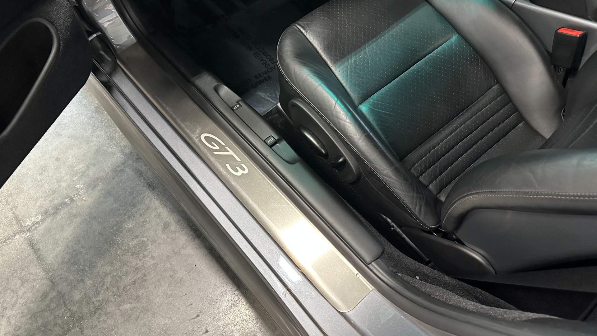 Used 2004 Porsche 911 GT3 / SPORTS SEATS / SERVICE BINDER / CLEAN DME for sale $121,900 at Formula Imports in Charlotte NC 28227 59
