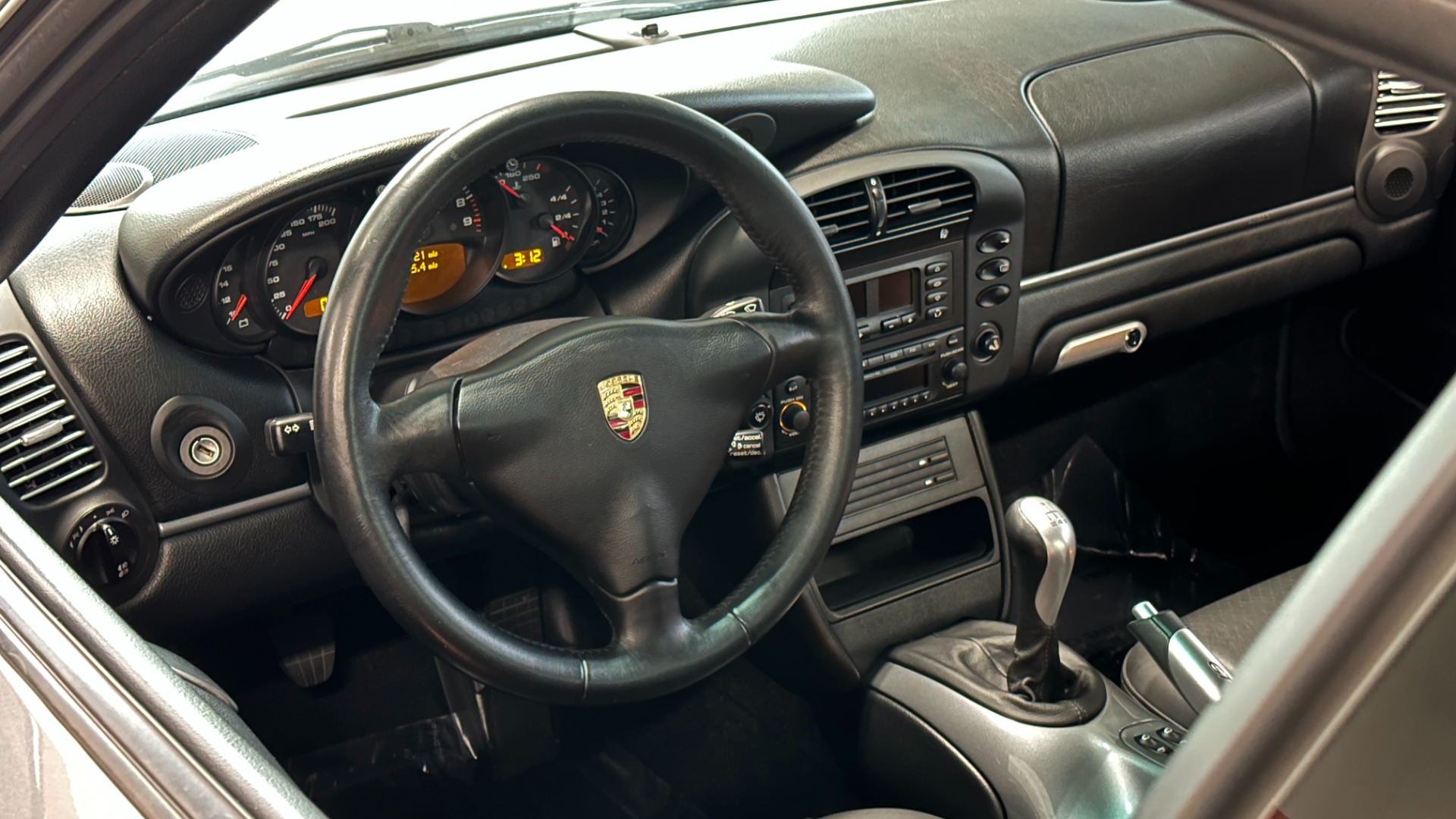Used 2004 Porsche 911 GT3 / SPORTS SEATS / SERVICE BINDER / CLEAN DME for sale $121,900 at Formula Imports in Charlotte NC 28227 74