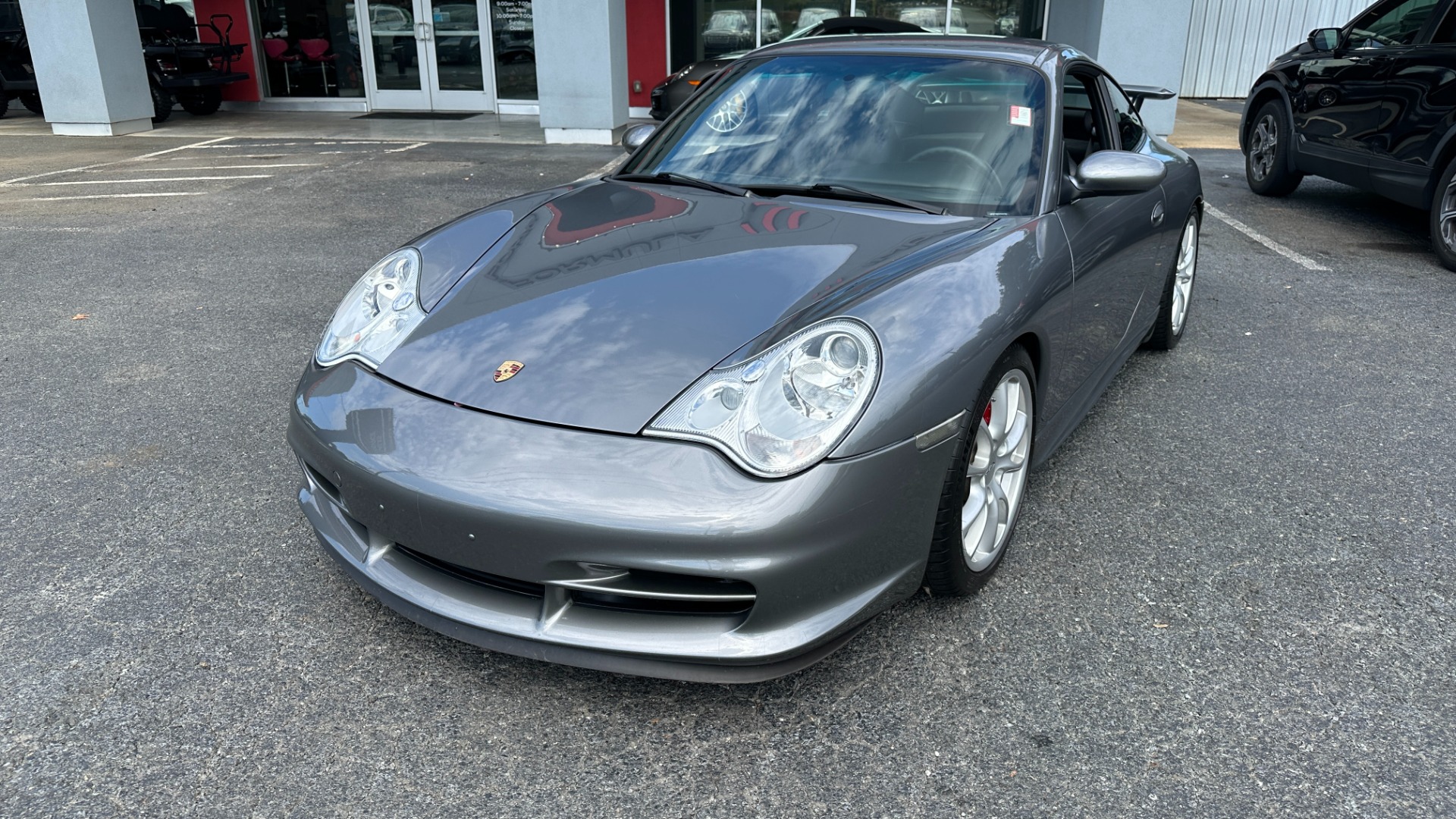 Used 2004 Porsche 911 GT3 / SPORTS SEATS / SERVICE BINDER / CLEAN DME for sale $121,900 at Formula Imports in Charlotte NC 28227 98