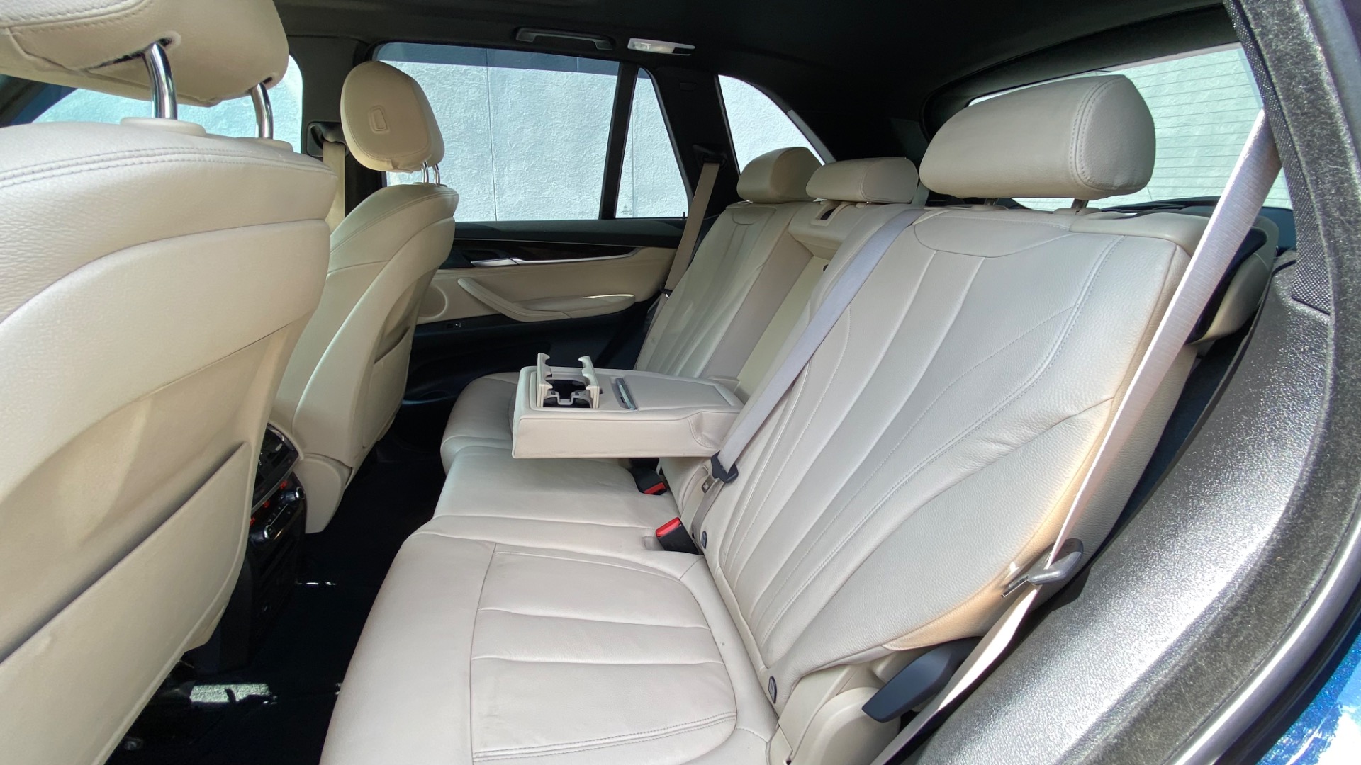 Used 2016 BMW X5 xDrive35i for sale $22,495 at Formula Imports in Charlotte NC 28227 34