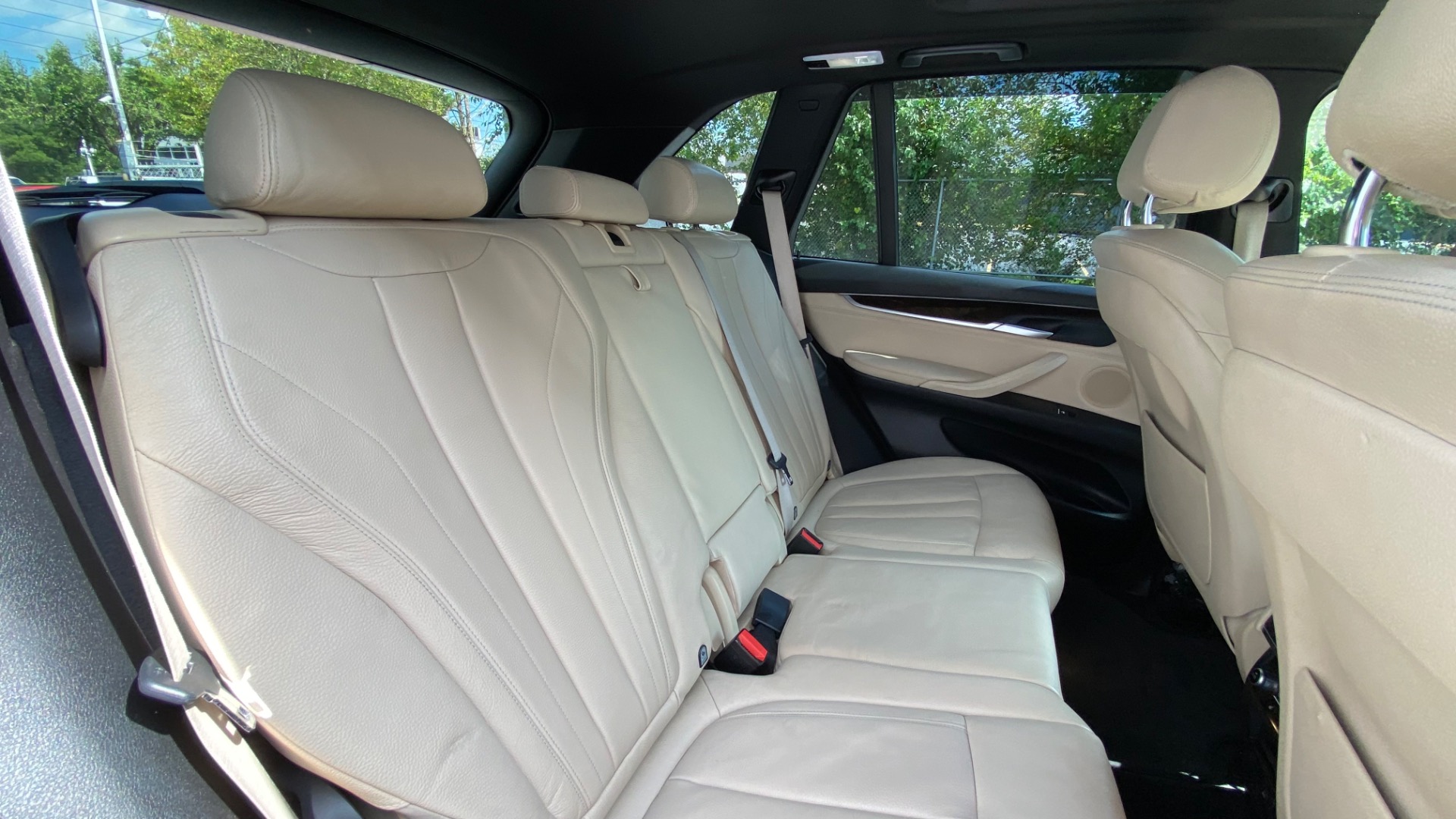 Used 2016 BMW X5 xDrive35i for sale $22,495 at Formula Imports in Charlotte NC 28227 38