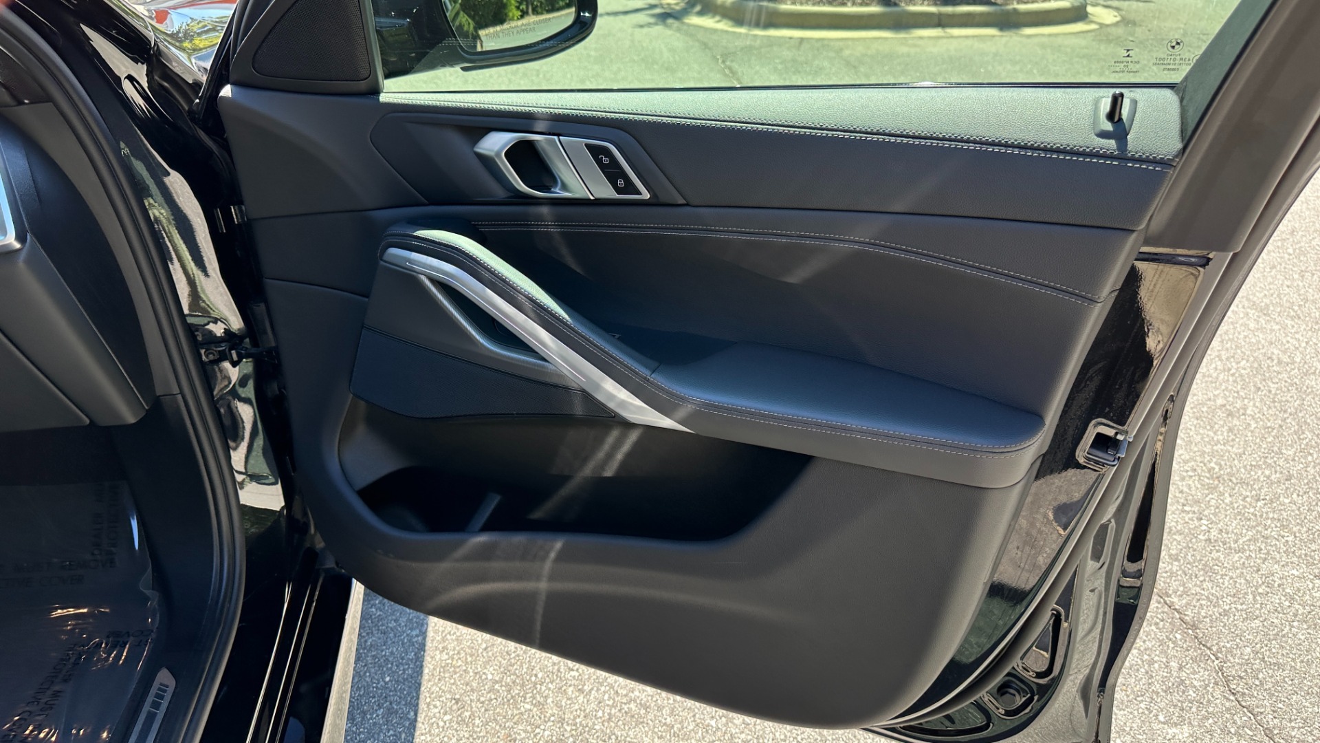 Used 2021 BMW X6 xDrive40i / M SPORT / PARKING ASSISTANCE / CONVENIENCE PKG for sale Sold at Formula Imports in Charlotte NC 28227 36