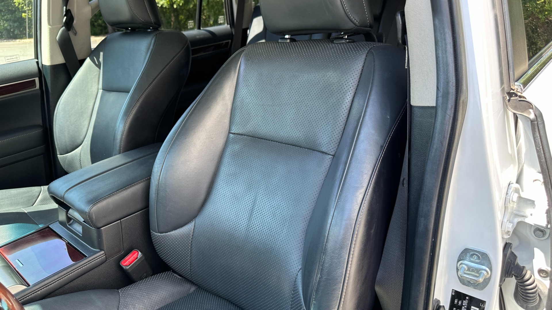 Used 2015 Lexus GX 460 LUXURY / MARK LEVINSON / ADJUSTABLE SUSPENSION / TOW HITCH / 3RD ROW for sale Sold at Formula Imports in Charlotte NC 28227 13