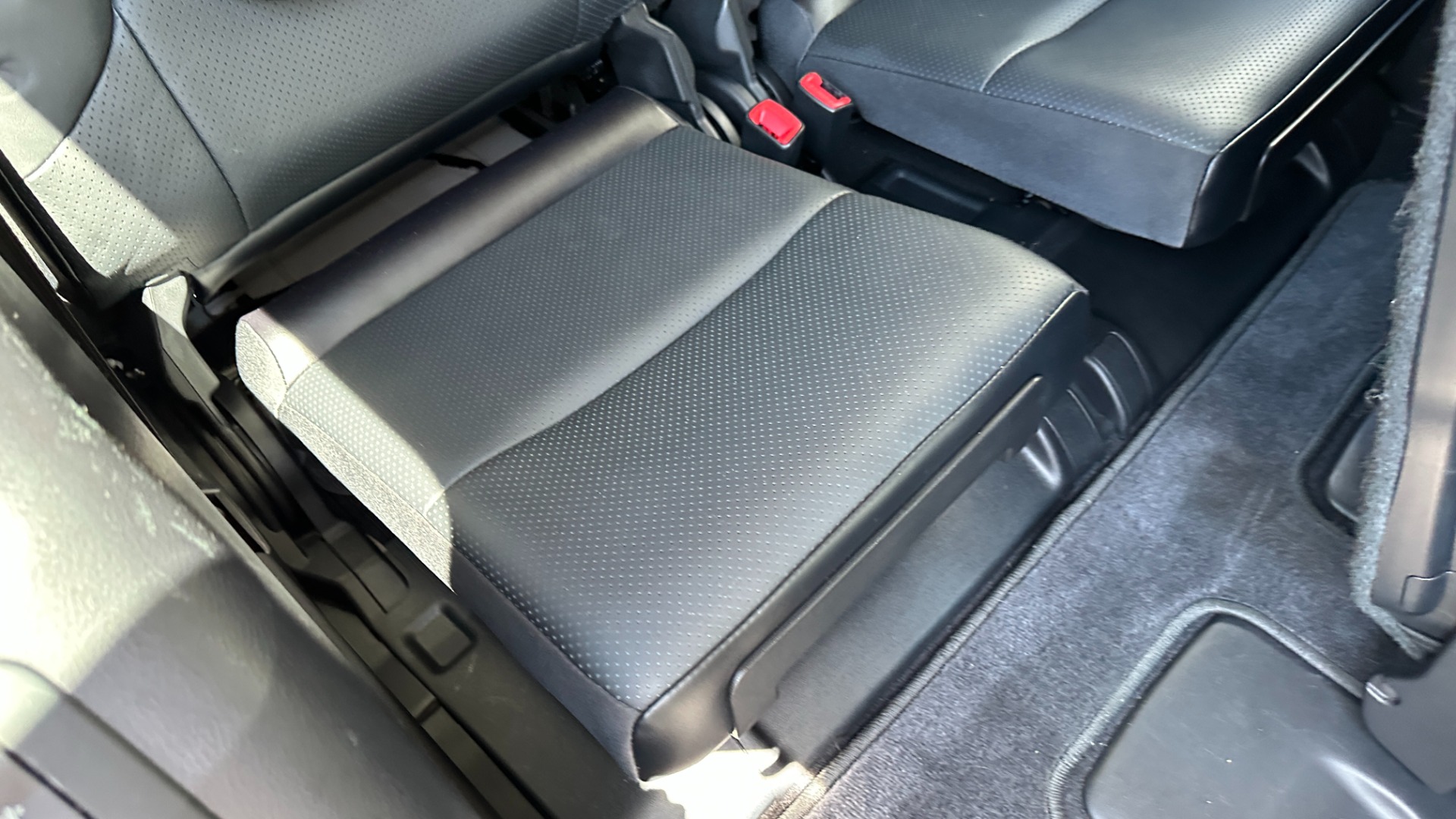Used 2015 Lexus GX 460 LUXURY / MARK LEVINSON / ADJUSTABLE SUSPENSION / TOW HITCH / 3RD ROW for sale Sold at Formula Imports in Charlotte NC 28227 28