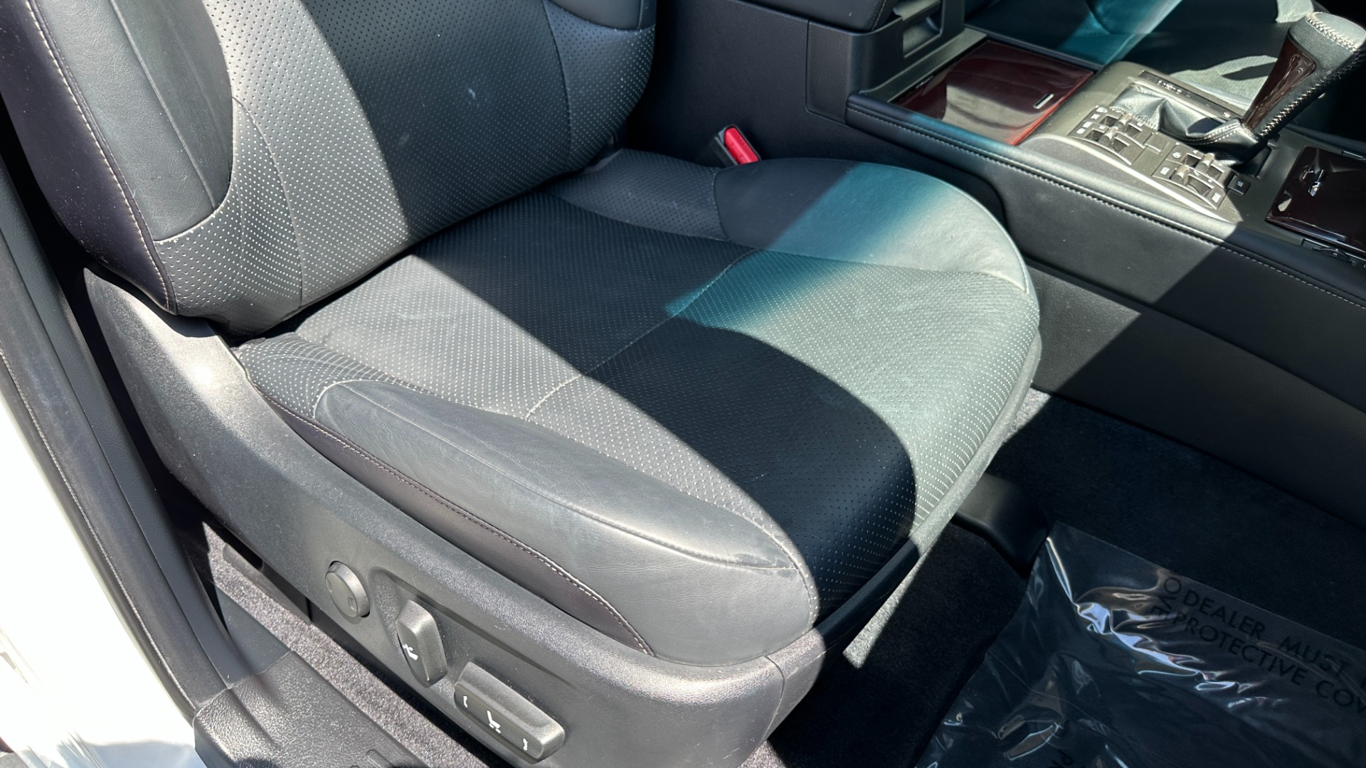 Used 2015 Lexus GX 460 LUXURY / MARK LEVINSON / ADJUSTABLE SUSPENSION / TOW HITCH / 3RD ROW for sale Sold at Formula Imports in Charlotte NC 28227 33