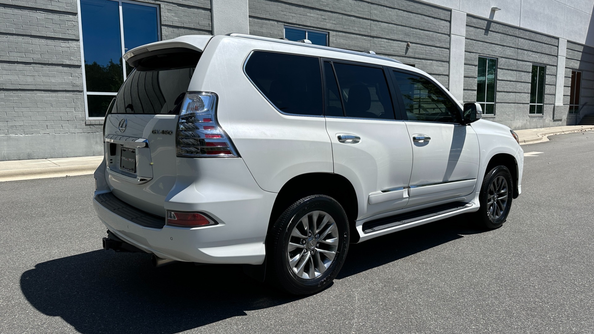 Used 2015 Lexus GX 460 LUXURY / MARK LEVINSON / ADJUSTABLE SUSPENSION / TOW HITCH / 3RD ROW for sale Sold at Formula Imports in Charlotte NC 28227 9