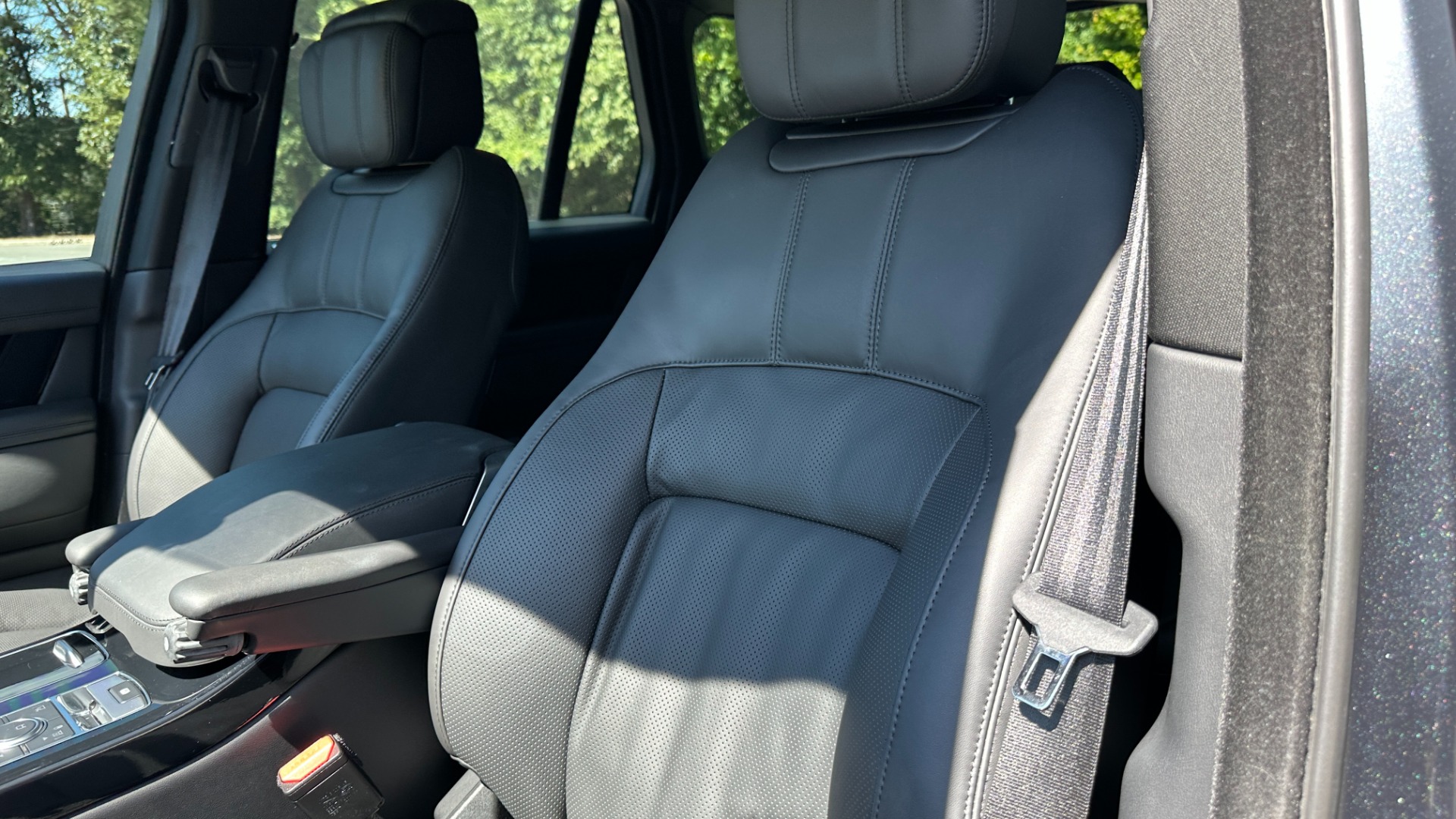 Used 2020 Land Rover Range Rover P525 HSE / SVO SATIN BLACK PAINT / GLOSS BLACK TRIM / DRIVER ASSIST for sale Sold at Formula Imports in Charlotte NC 28227 12