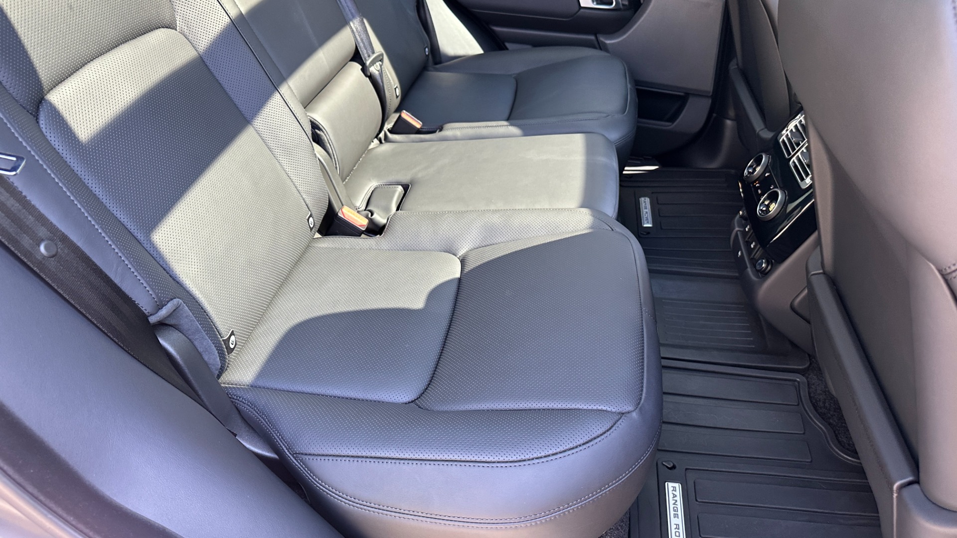 Used 2020 Land Rover Range Rover P525 HSE / SVO SATIN BLACK PAINT / GLOSS BLACK TRIM / DRIVER ASSIST for sale Sold at Formula Imports in Charlotte NC 28227 27