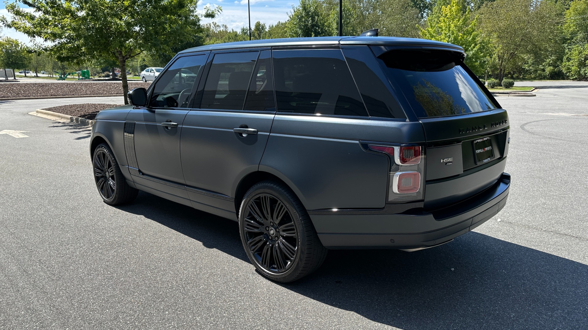 Used 2020 Land Rover Range Rover P525 HSE / SVO SATIN BLACK PAINT / GLOSS BLACK TRIM / DRIVER ASSIST for sale Sold at Formula Imports in Charlotte NC 28227 4