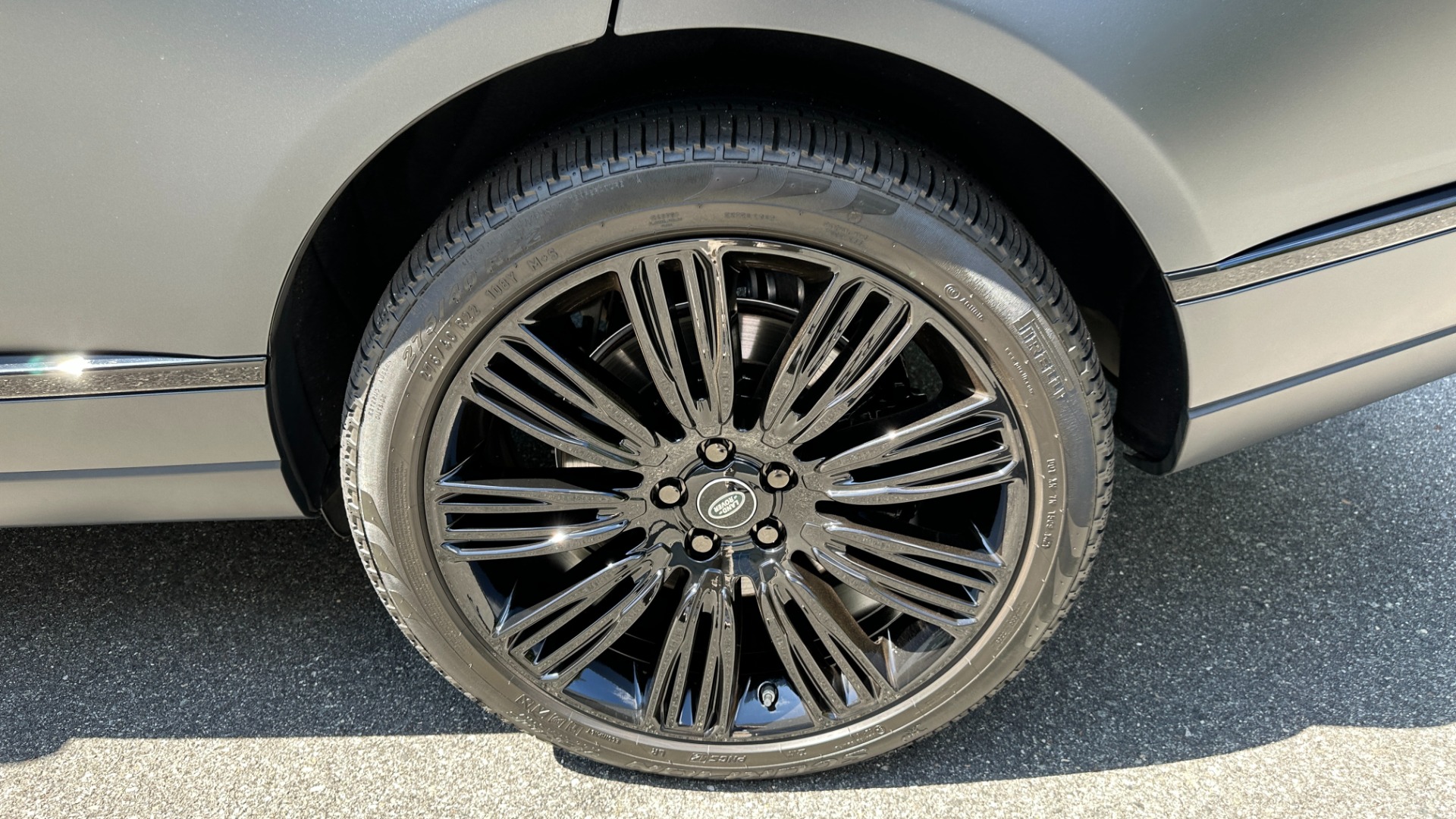 Used 2020 Land Rover Range Rover P525 HSE / SVO SATIN BLACK PAINT / GLOSS BLACK TRIM / DRIVER ASSIST for sale Sold at Formula Imports in Charlotte NC 28227 40
