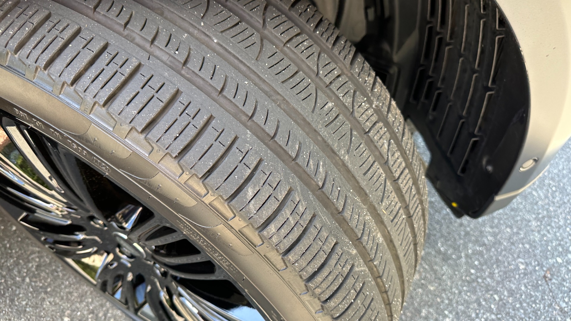 Used 2020 Land Rover Range Rover P525 HSE / SVO SATIN BLACK PAINT / GLOSS BLACK TRIM / DRIVER ASSIST for sale Sold at Formula Imports in Charlotte NC 28227 47