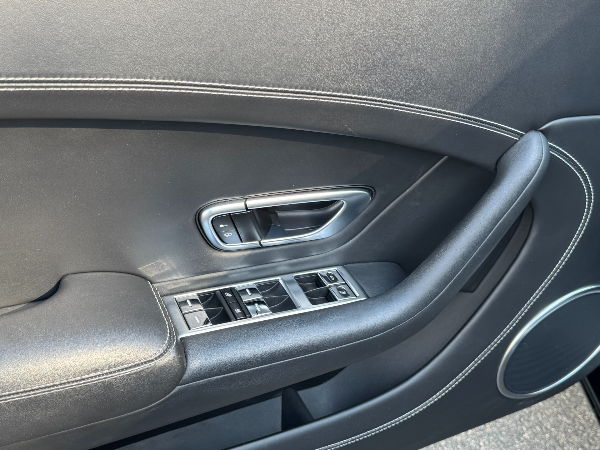Used 2016 Bentley Continental GT V8 for sale $107,495 at Formula Imports in Charlotte NC 28227 25