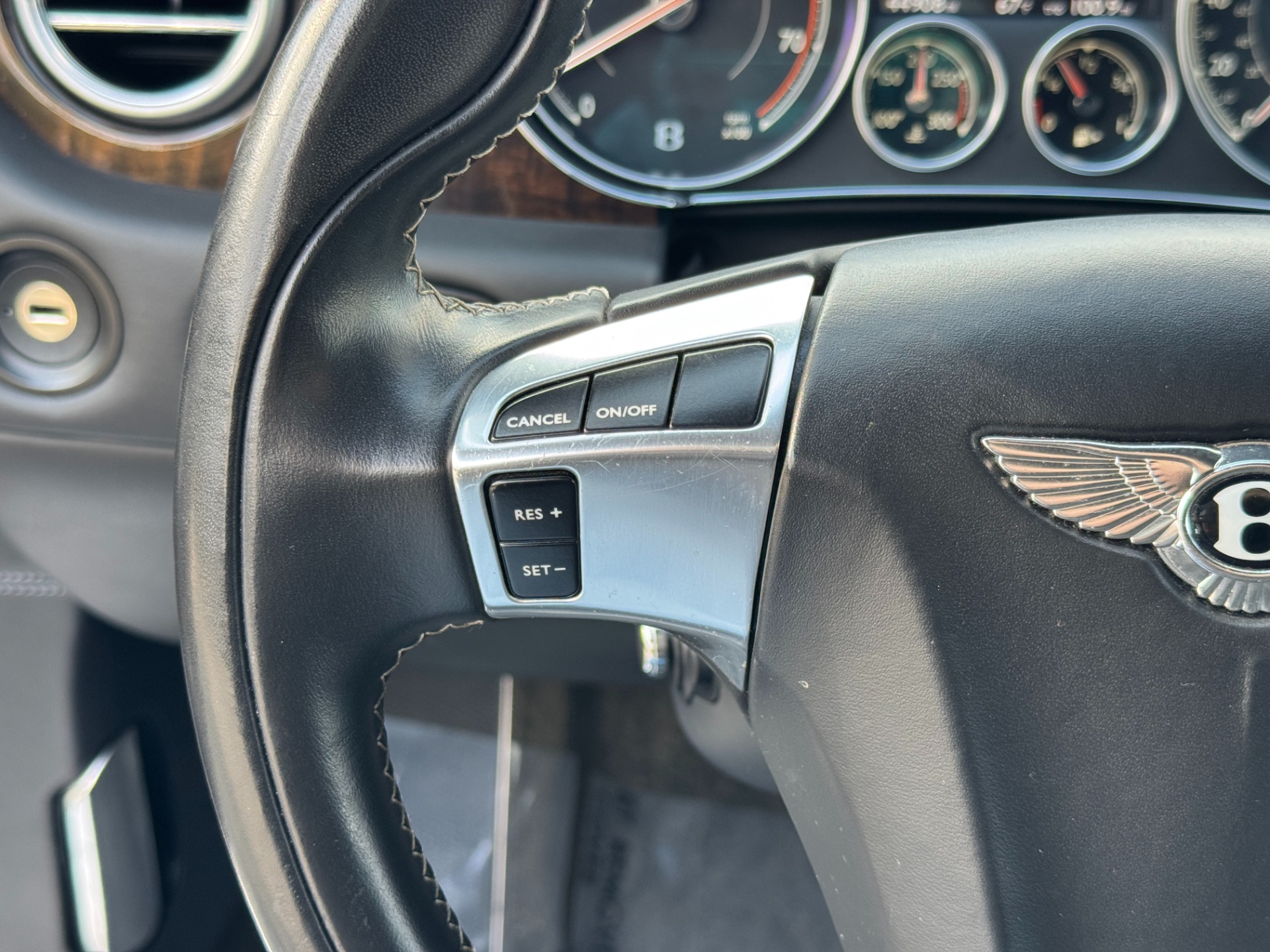 Used 2016 Bentley Continental GT V8 for sale $107,495 at Formula Imports in Charlotte NC 28227 35