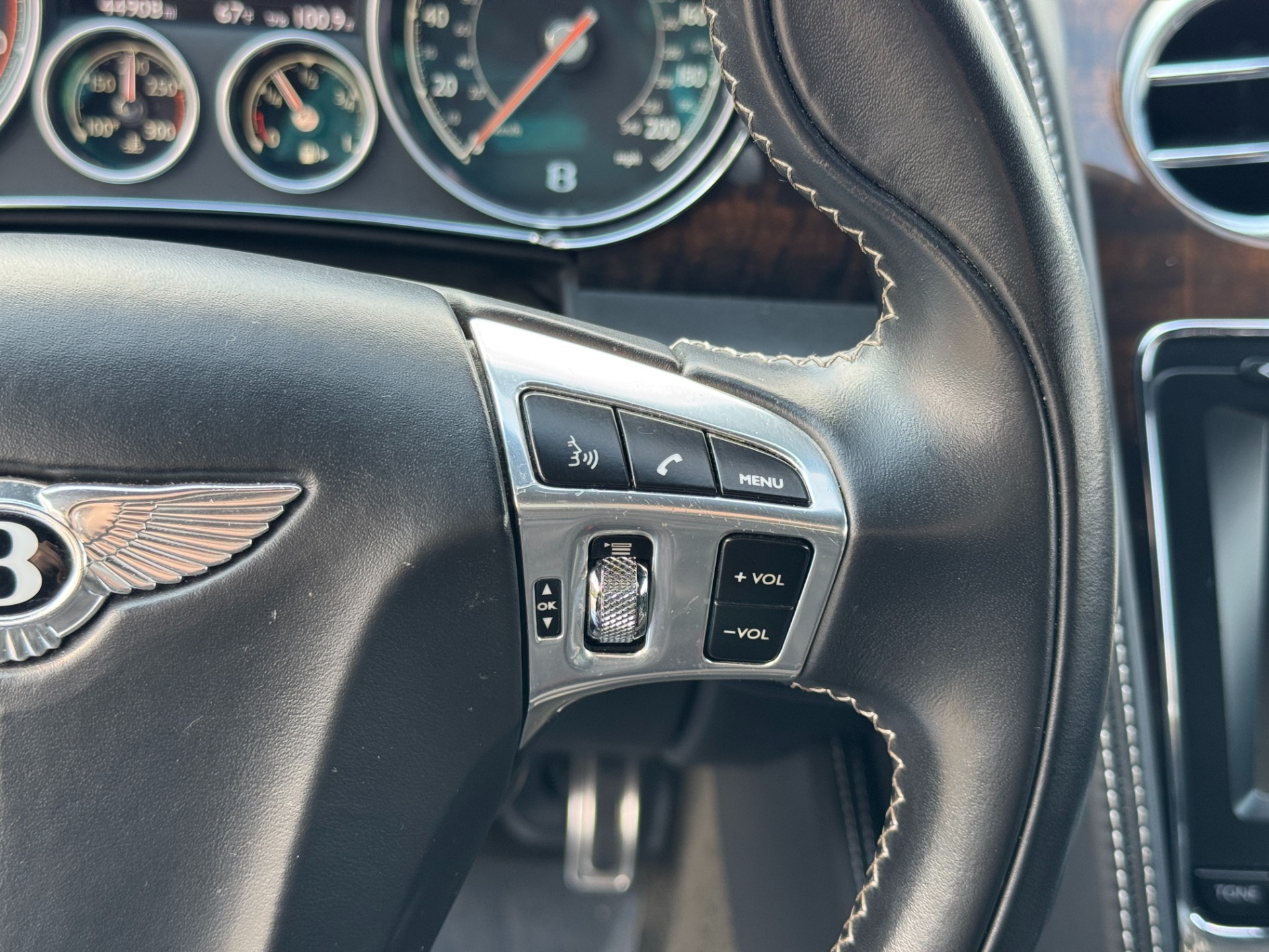Used 2016 Bentley Continental GT V8 for sale $107,495 at Formula Imports in Charlotte NC 28227 36