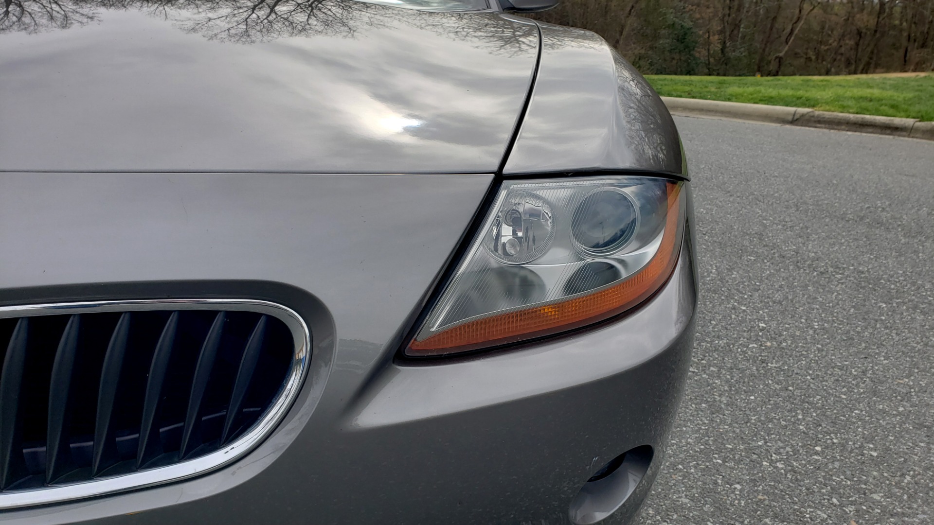 Used 2003 BMW Z4 3.0i ROADSTER / 6-SPD MAN / PREMIUM PKG / SPORT PKG / HTD STS for sale Sold at Formula Imports in Charlotte NC 28227 22