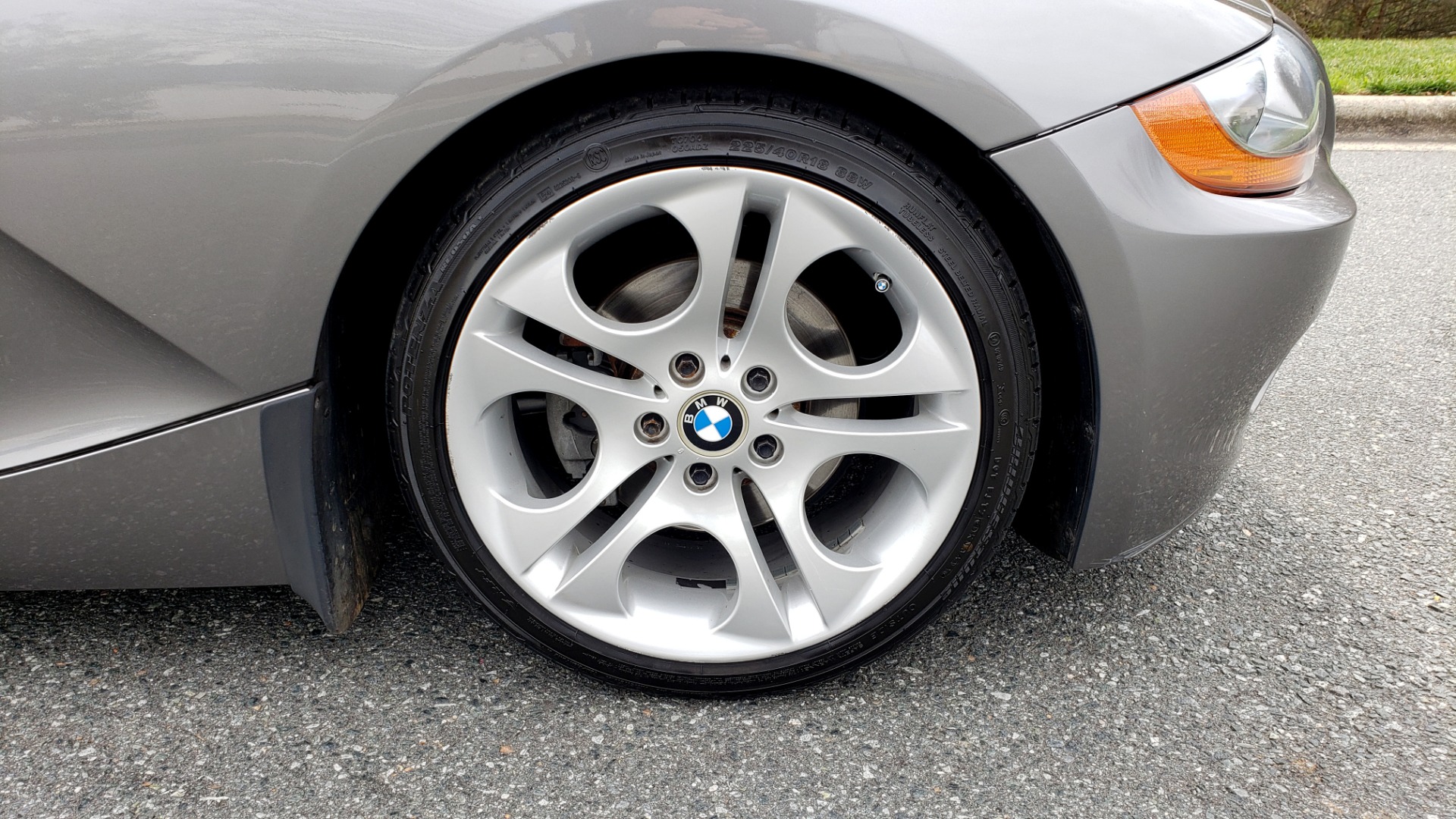 Used 2003 BMW Z4 3.0i ROADSTER / 6-SPD MAN / PREMIUM PKG / SPORT PKG / HTD STS for sale Sold at Formula Imports in Charlotte NC 28227 65
