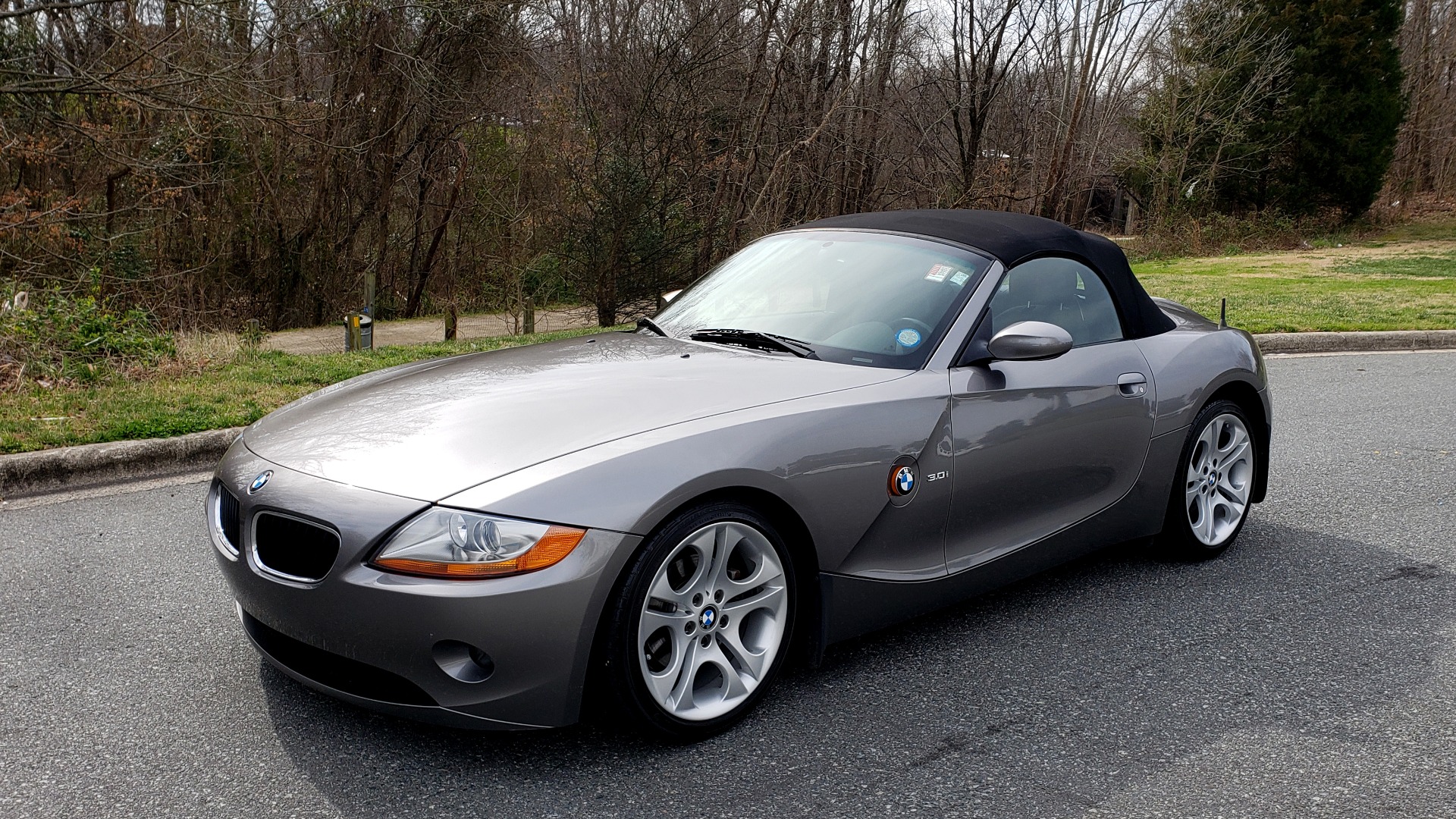 Used 2003 BMW Z4 3.0i ROADSTER / 6-SPD MAN / PREMIUM PKG / SPORT PKG / HTD STS for sale Sold at Formula Imports in Charlotte NC 28227 1