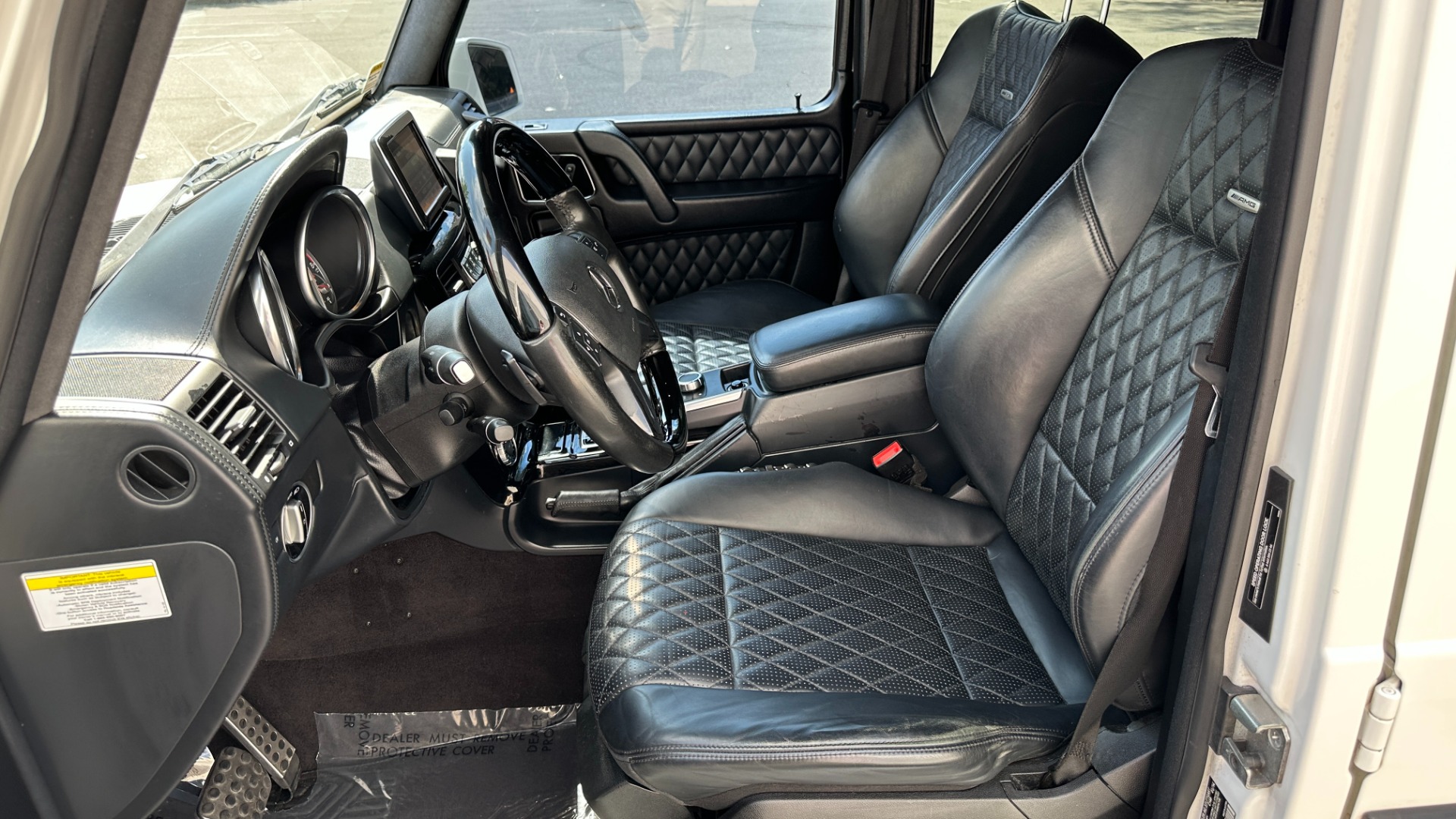 Used 2014 Mercedes-Benz G-Class G 63 AMG / DESIGNO LEATHER / DIAMOND STITCH / SPORTS SEATS / PA6 PKG for sale $67,995 at Formula Imports in Charlotte NC 28227 12
