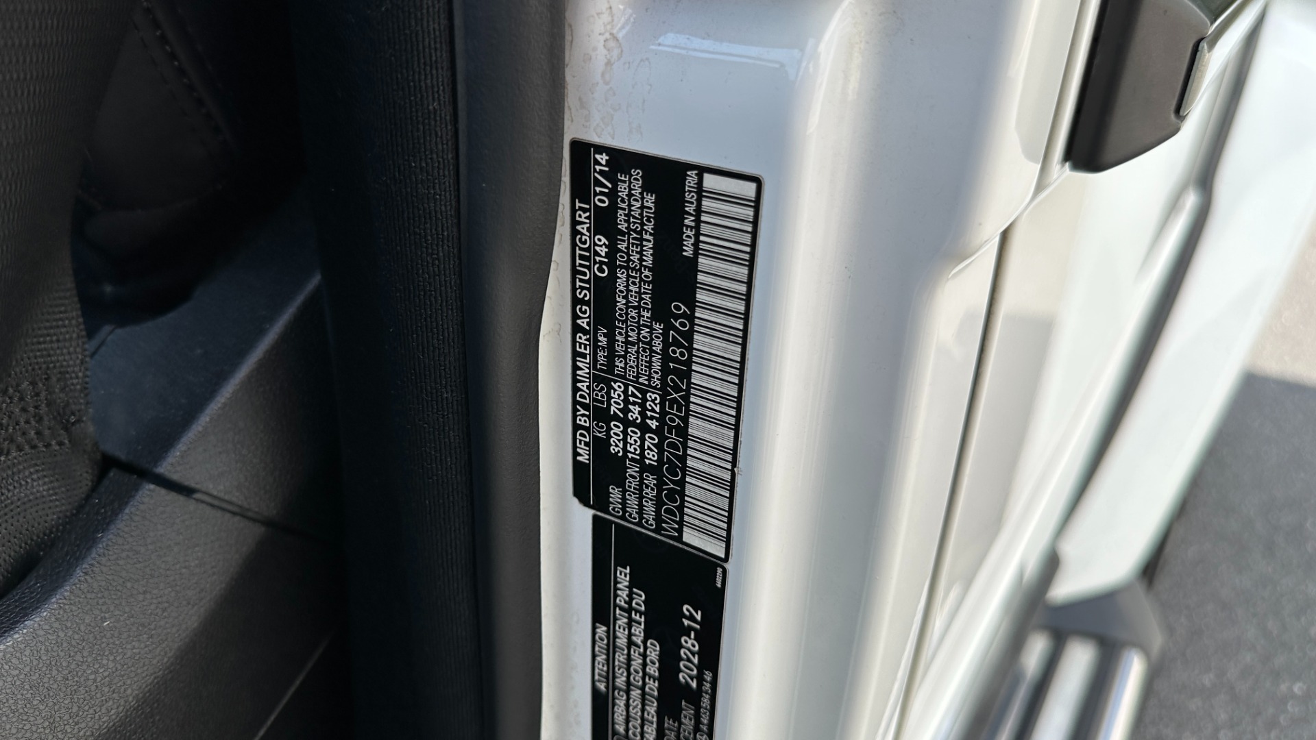 Used 2014 Mercedes-Benz G-Class G 63 AMG / DESIGNO LEATHER / DIAMOND STITCH / SPORTS SEATS / PA6 PKG for sale $67,995 at Formula Imports in Charlotte NC 28227 15