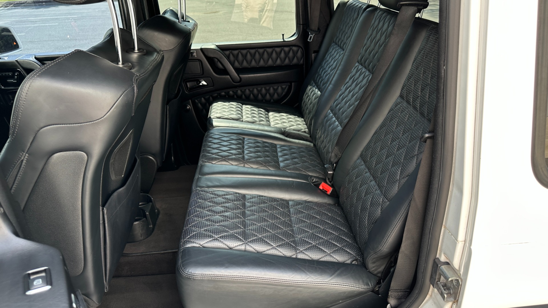 Used 2014 Mercedes-Benz G-Class G 63 AMG / DESIGNO LEATHER / DIAMOND STITCH / SPORTS SEATS / PA6 PKG for sale $67,995 at Formula Imports in Charlotte NC 28227 23