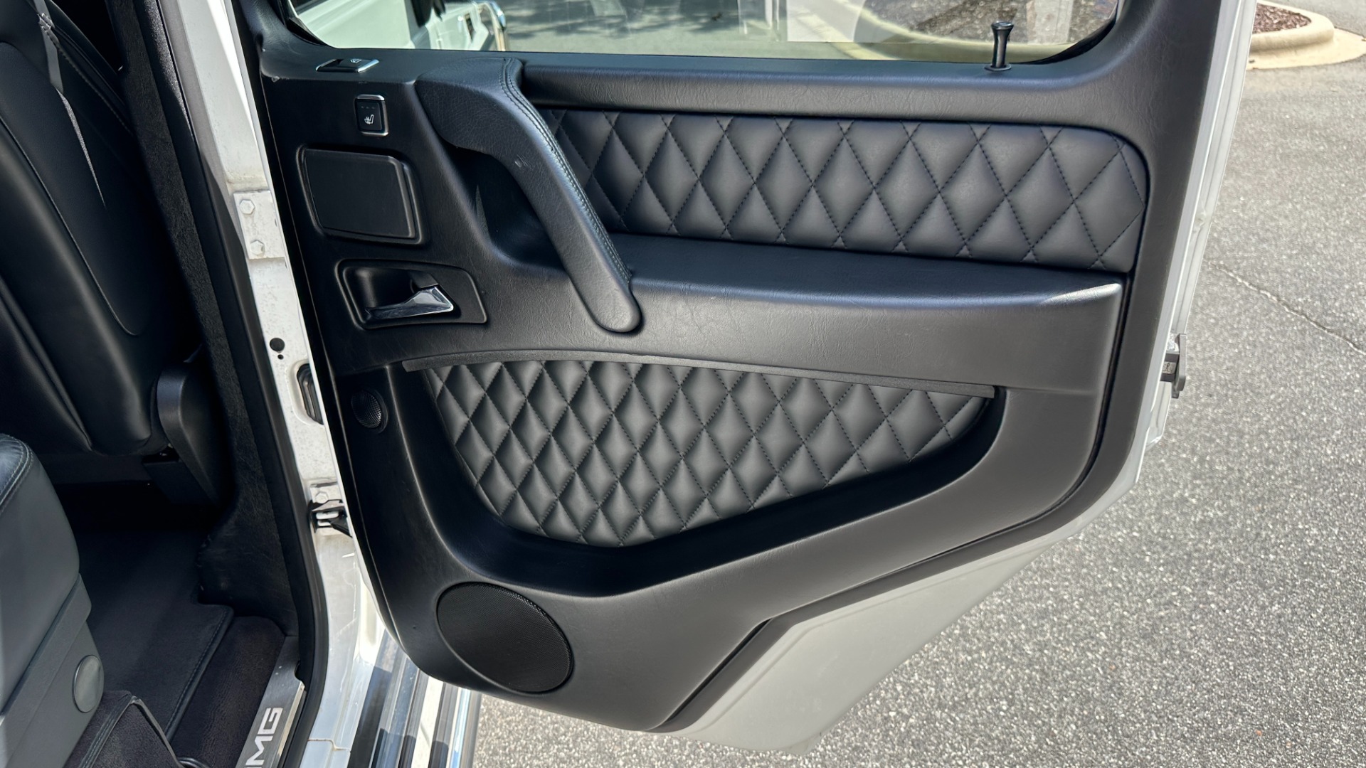 Used 2014 Mercedes-Benz G-Class G 63 AMG / DESIGNO LEATHER / DIAMOND STITCH / SPORTS SEATS / PA6 PKG for sale Sold at Formula Imports in Charlotte NC 28227 27
