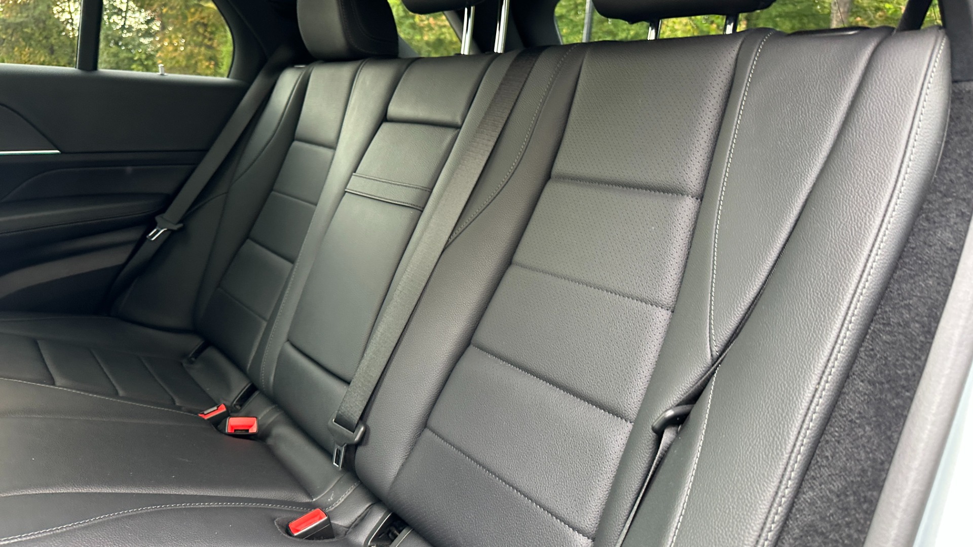 Used 2022 Mercedes-Benz GLE GLE350 / 20IN WHEELS / PREMIUM PACKAGE / OAK WOOD TRIM for sale Sold at Formula Imports in Charlotte NC 28227 23