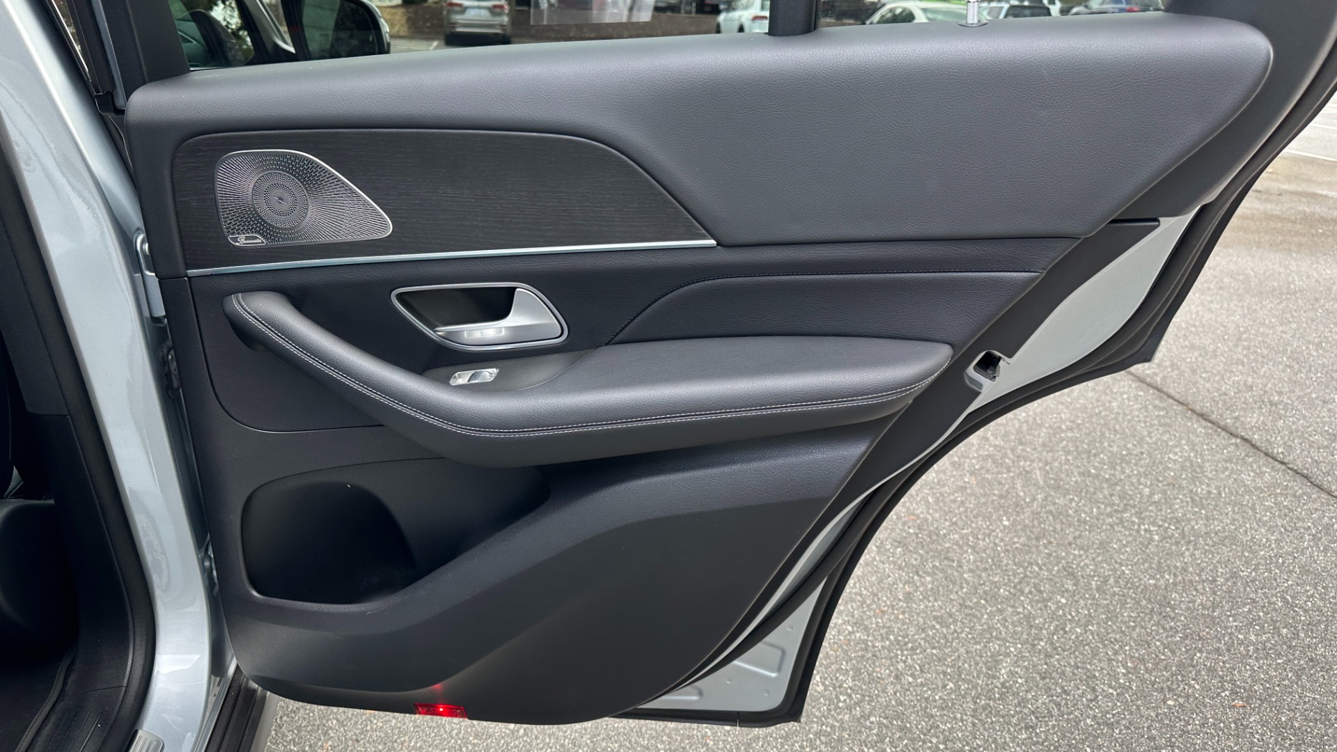 Used 2022 Mercedes-Benz GLE GLE350 / 20IN WHEELS / PREMIUM PACKAGE / OAK WOOD TRIM for sale Sold at Formula Imports in Charlotte NC 28227 25