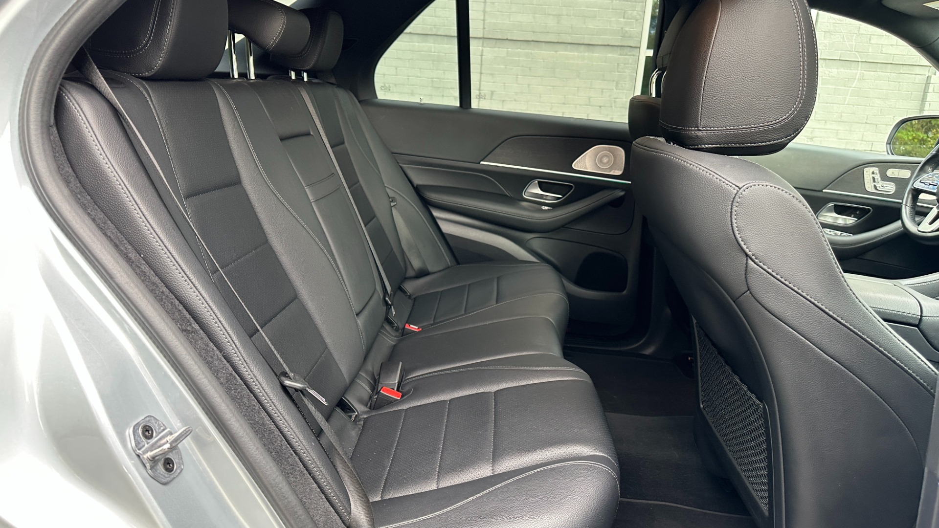 Used 2022 Mercedes-Benz GLE GLE350 / 20IN WHEELS / PREMIUM PACKAGE / OAK WOOD TRIM for sale $56,000 at Formula Imports in Charlotte NC 28227 26