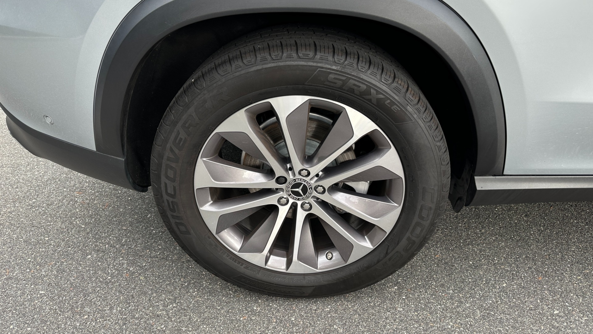 Used 2022 Mercedes-Benz GLE GLE350 / 20IN WHEELS / PREMIUM PACKAGE / OAK WOOD TRIM for sale $56,000 at Formula Imports in Charlotte NC 28227 41