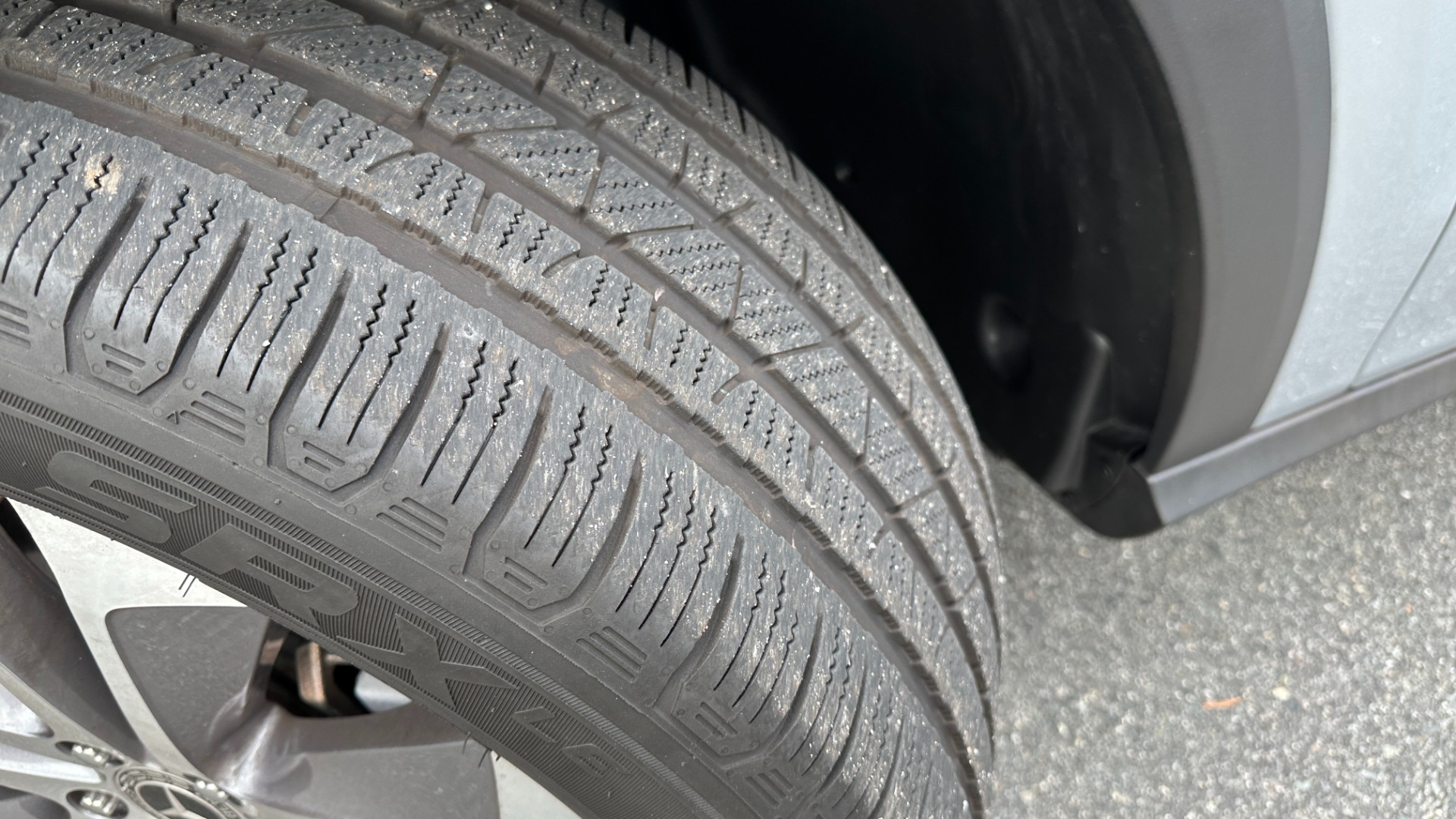 Used 2022 Mercedes-Benz GLE GLE350 / 20IN WHEELS / PREMIUM PACKAGE / OAK WOOD TRIM for sale $56,000 at Formula Imports in Charlotte NC 28227 43