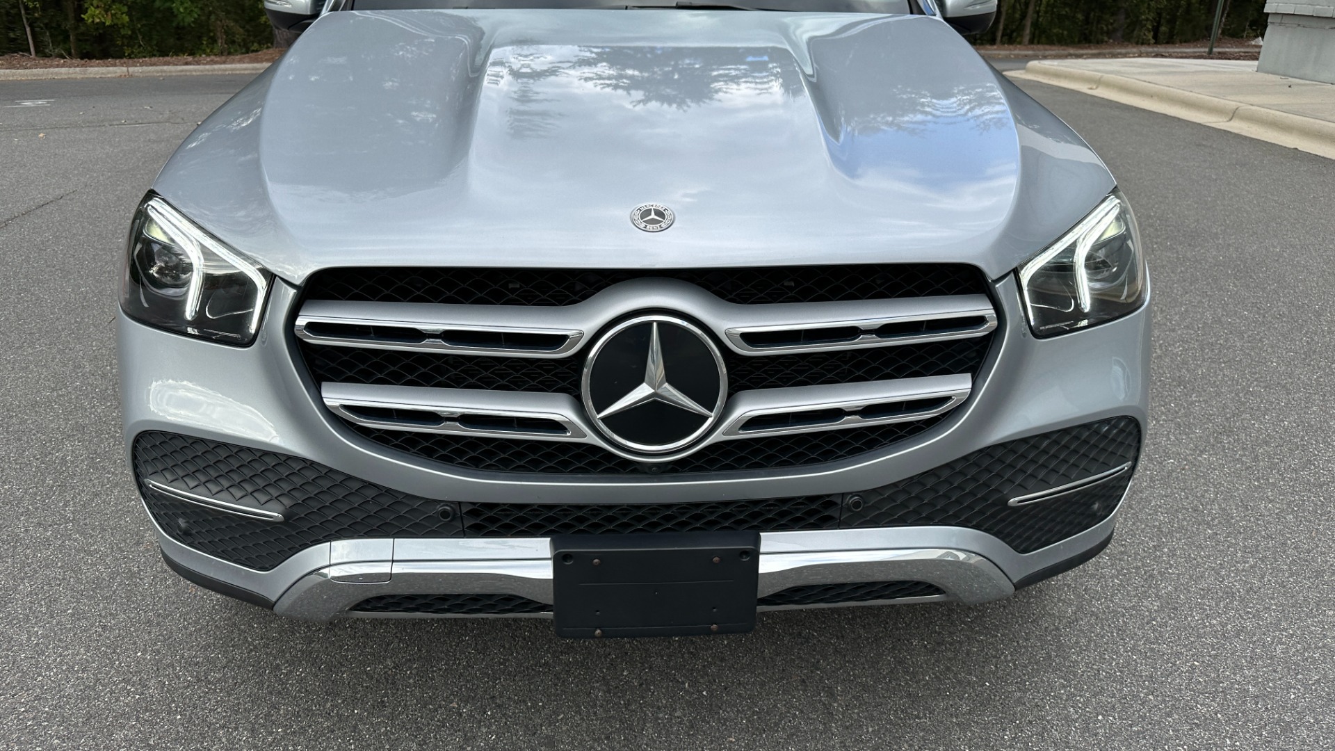 Used 2022 Mercedes-Benz GLE GLE350 / 20IN WHEELS / PREMIUM PACKAGE / OAK WOOD TRIM for sale $56,000 at Formula Imports in Charlotte NC 28227 8