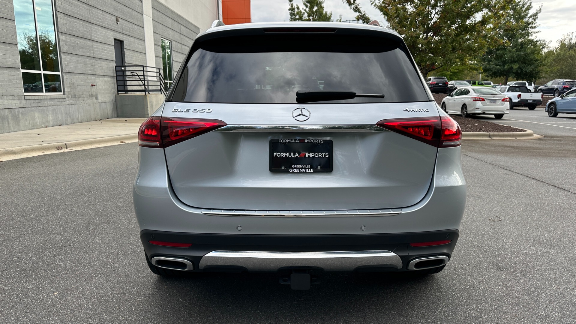Used 2022 Mercedes-Benz GLE GLE350 / 20IN WHEELS / PREMIUM PACKAGE / OAK WOOD TRIM for sale Sold at Formula Imports in Charlotte NC 28227 9