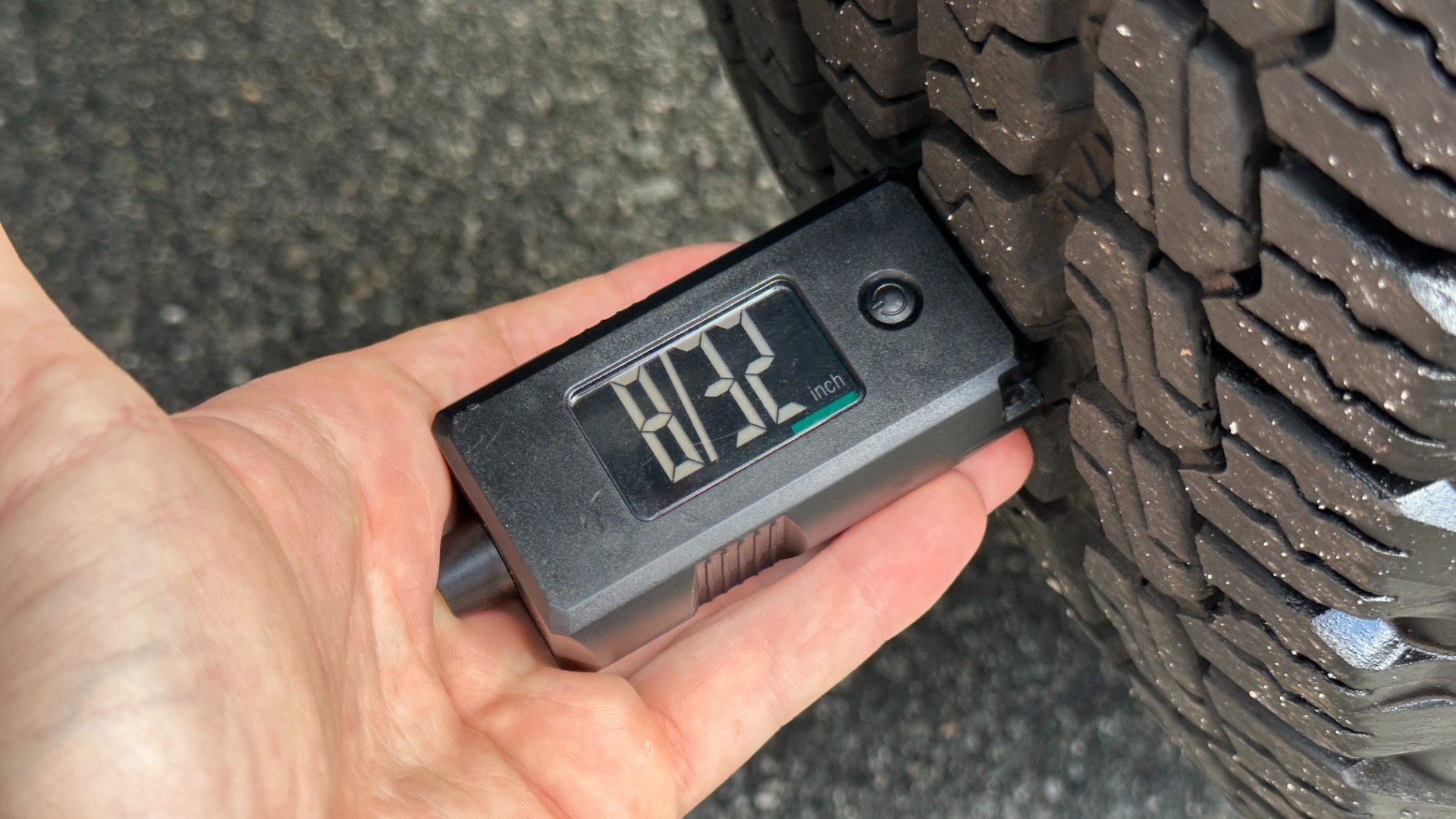 Used 2022 Jeep Wrangler UNLIMITED SAHARA / SKY ONE TOUCH TOP / COLD WEATHER PKG / LEATHER for sale Sold at Formula Imports in Charlotte NC 28227 52