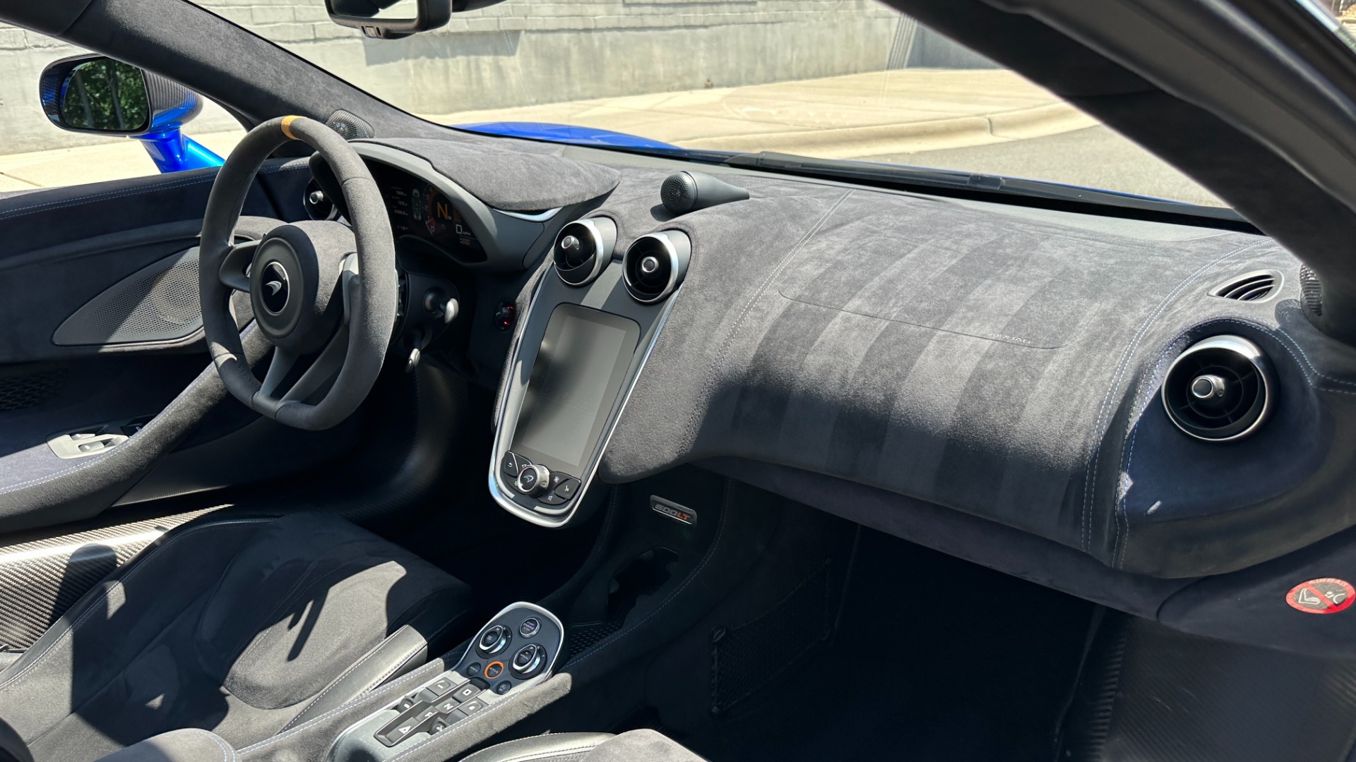 Used 2020 McLaren 600LT MSO CARBON FIBER / LUXURY PACK / CARBON EXT PKG / VEGA BLUE PAINT / BLUE ST for sale Sold at Formula Imports in Charlotte NC 28227 26
