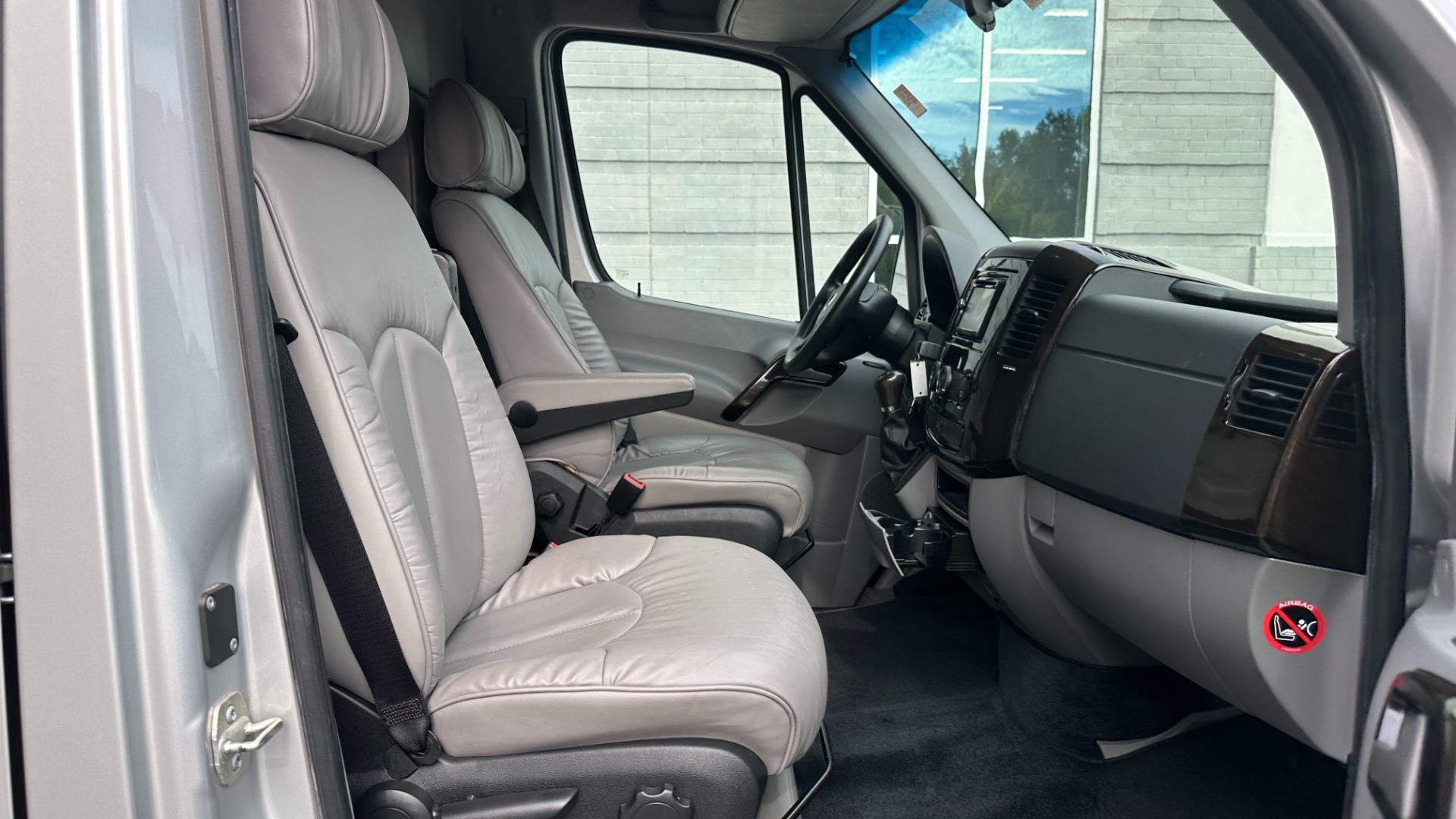 Used 2015 Mercedes-Benz Sprinter Cargo Vans EXT / MIDWEST AUTOMOTIVE DESIGN / LUXURY SPRINTER / TV'S / WIFI / MORE!! for sale $69,999 at Formula Imports in Charlotte NC 28227 31