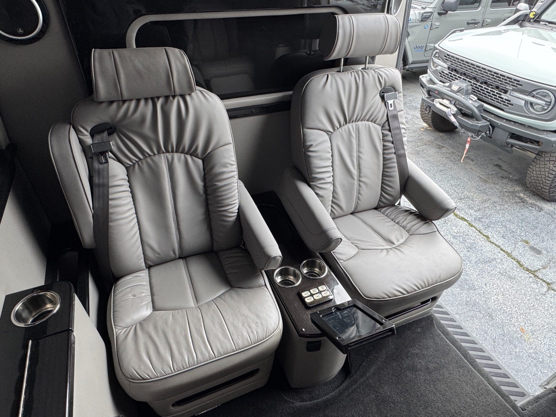Used 2015 Mercedes-Benz Sprinter Cargo Vans EXT / MIDWEST AUTOMOTIVE DESIGN / LUXURY SPRINTER / TV'S / WIFI / MORE!! for sale Sold at Formula Imports in Charlotte NC 28227 47