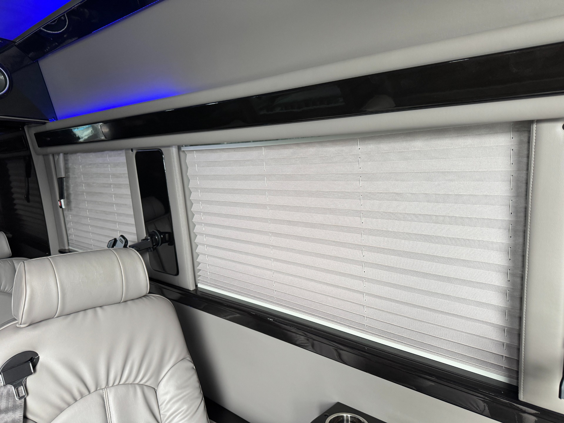 Used 2015 Mercedes-Benz Sprinter Cargo Vans EXT / MIDWEST AUTOMOTIVE DESIGN / LUXURY SPRINTER / TV'S / WIFI / MORE!! for sale Sold at Formula Imports in Charlotte NC 28227 54