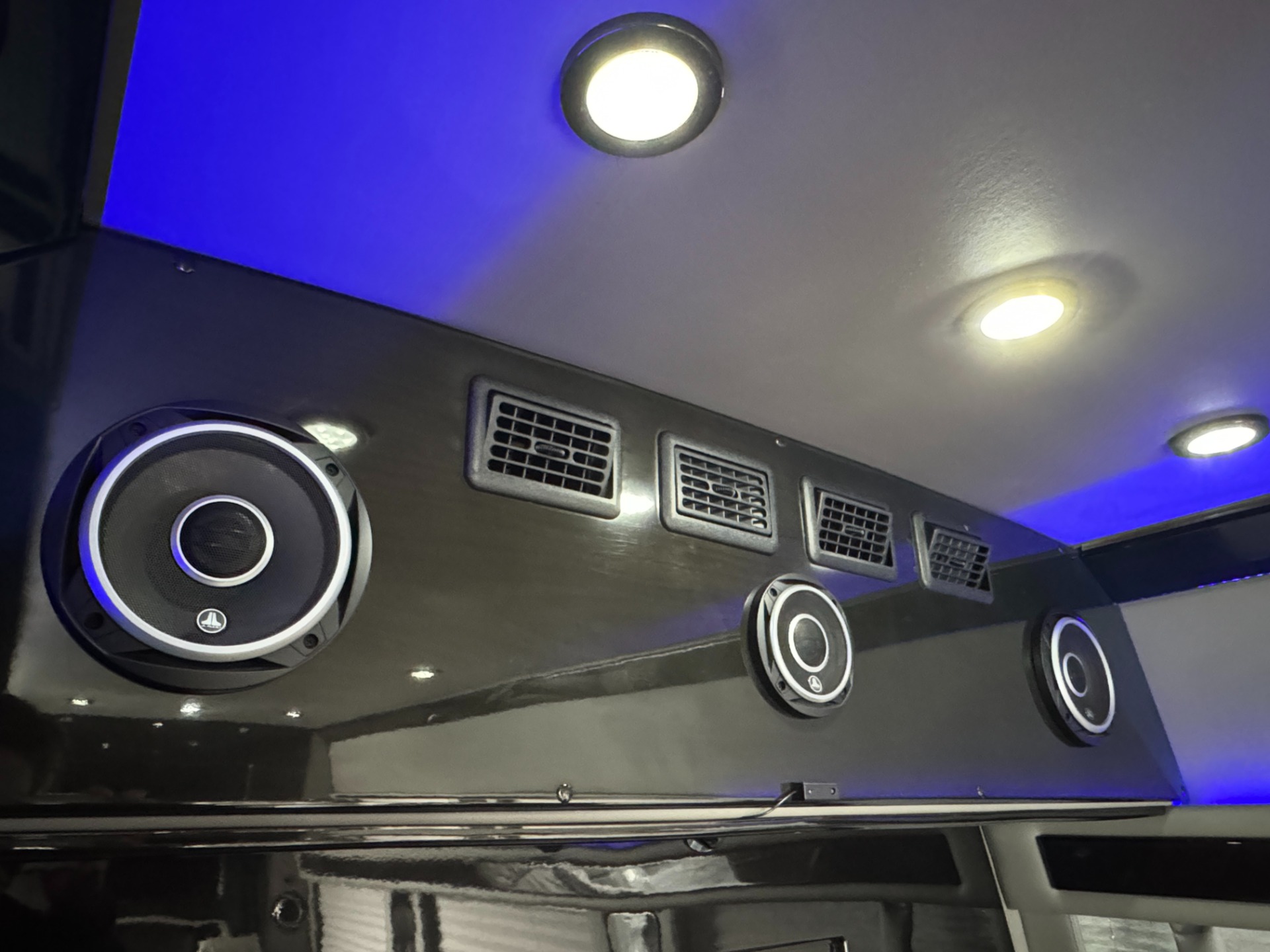 Used 2015 Mercedes-Benz Sprinter Cargo Vans EXT / MIDWEST AUTOMOTIVE DESIGN / LUXURY SPRINTER / TV'S / WIFI / MORE!! for sale Sold at Formula Imports in Charlotte NC 28227 59