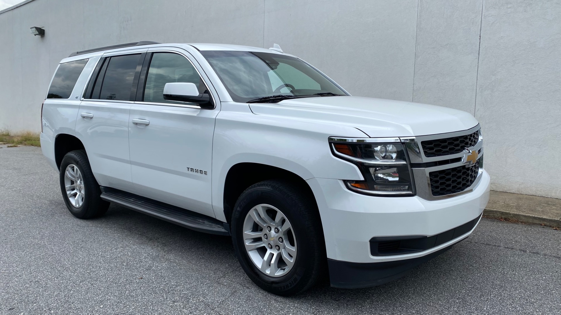 Used 2017 Chevrolet Tahoe LT for sale $32,995 at Formula Imports in Charlotte NC 28227 11