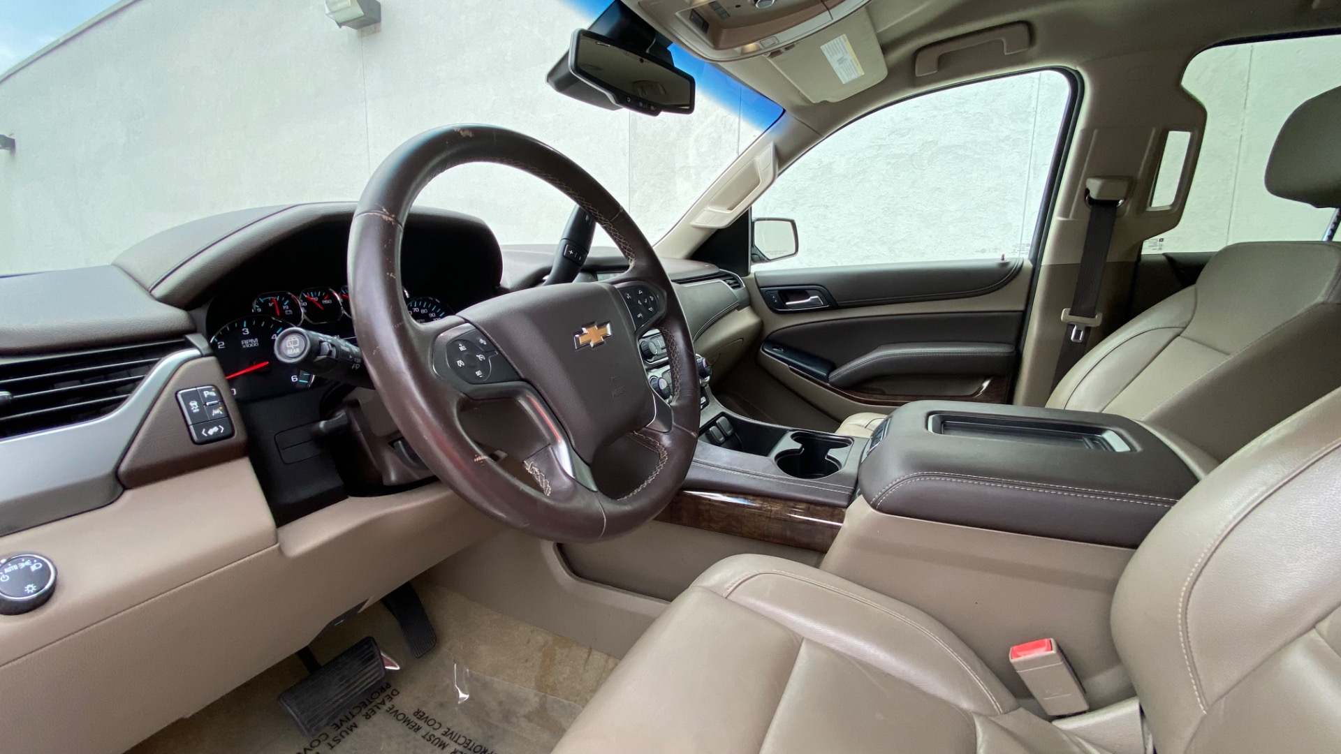 Used 2017 Chevrolet Tahoe LT for sale $32,995 at Formula Imports in Charlotte NC 28227 18