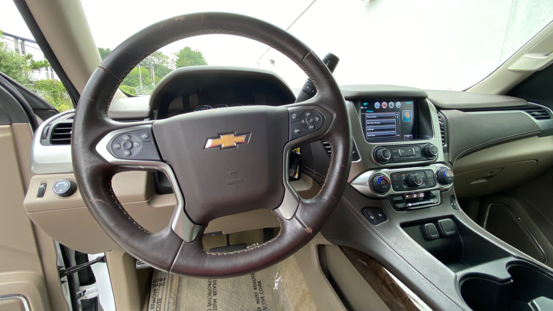 Used 2017 Chevrolet Tahoe LT for sale $32,995 at Formula Imports in Charlotte NC 28227 21