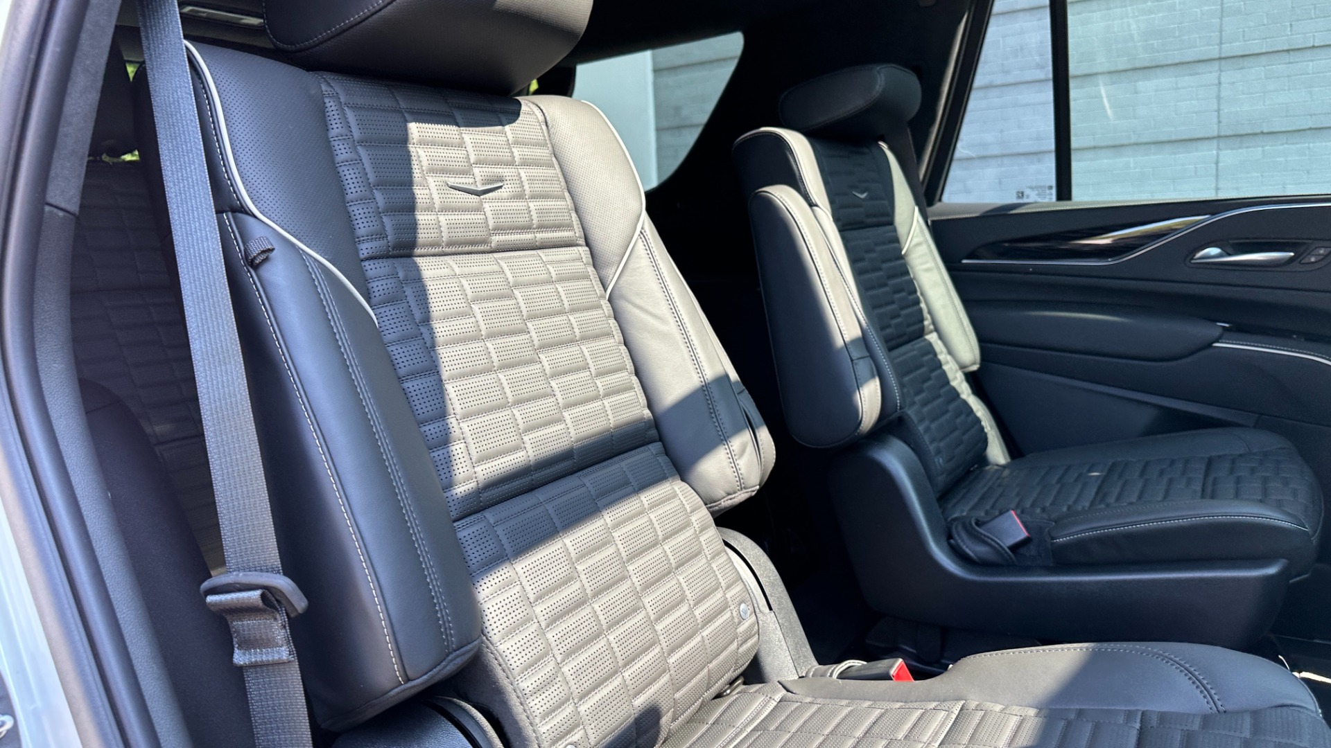Used 2023 Cadillac Escalade AWD V-Series for sale $189,999 at Formula Imports in Charlotte NC 28227 35