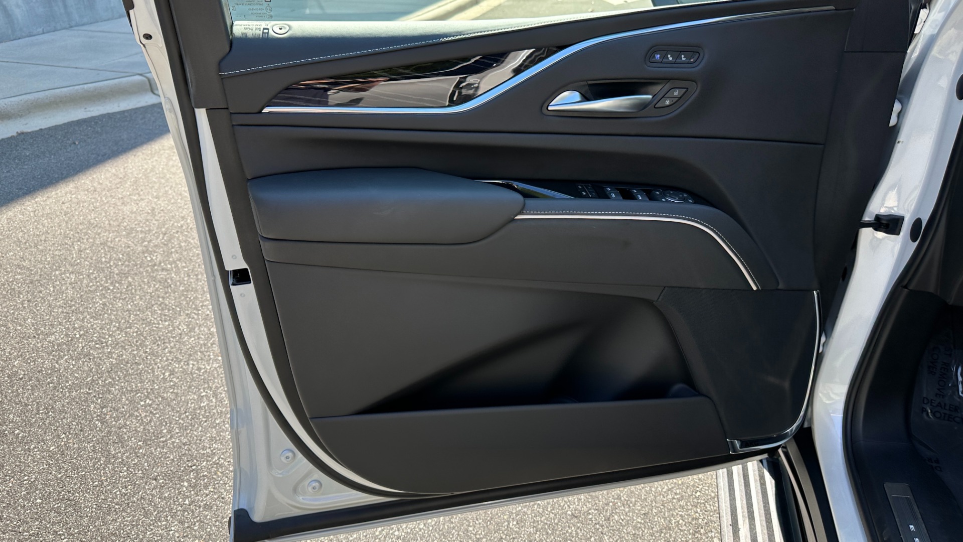 Used 2023 Cadillac Escalade AWD V-Series for sale $189,999 at Formula Imports in Charlotte NC 28227 9