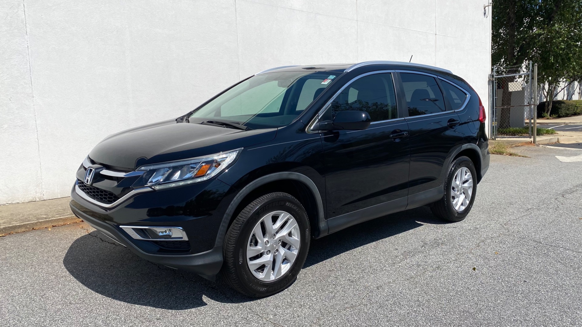 Used 2015 Honda CR-V EX-L for sale $16,995 at Formula Imports in Charlotte NC 28227 3