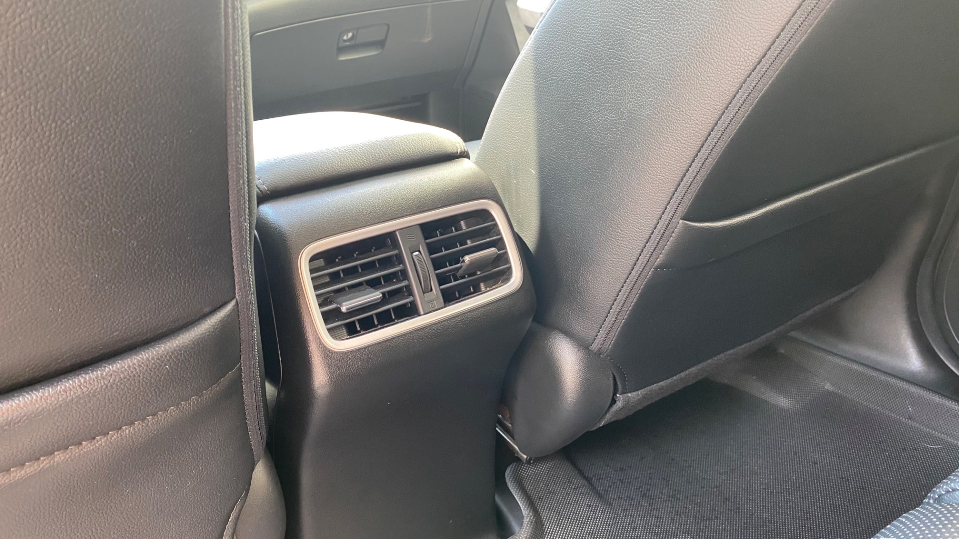 Used 2015 Honda CR-V EX-L for sale $16,995 at Formula Imports in Charlotte NC 28227 38