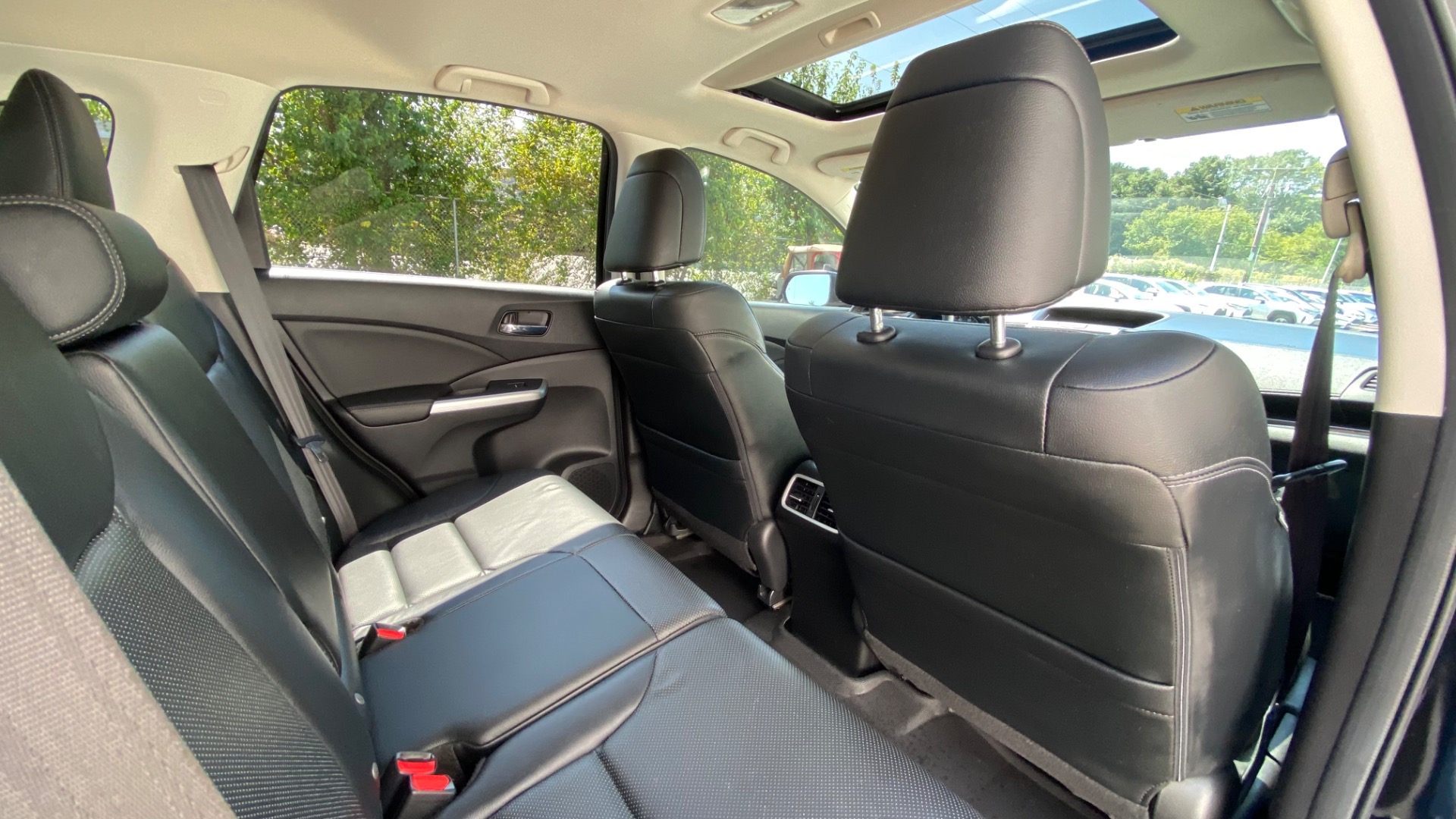 Used 2015 Honda CR-V EX-L for sale $16,995 at Formula Imports in Charlotte NC 28227 42