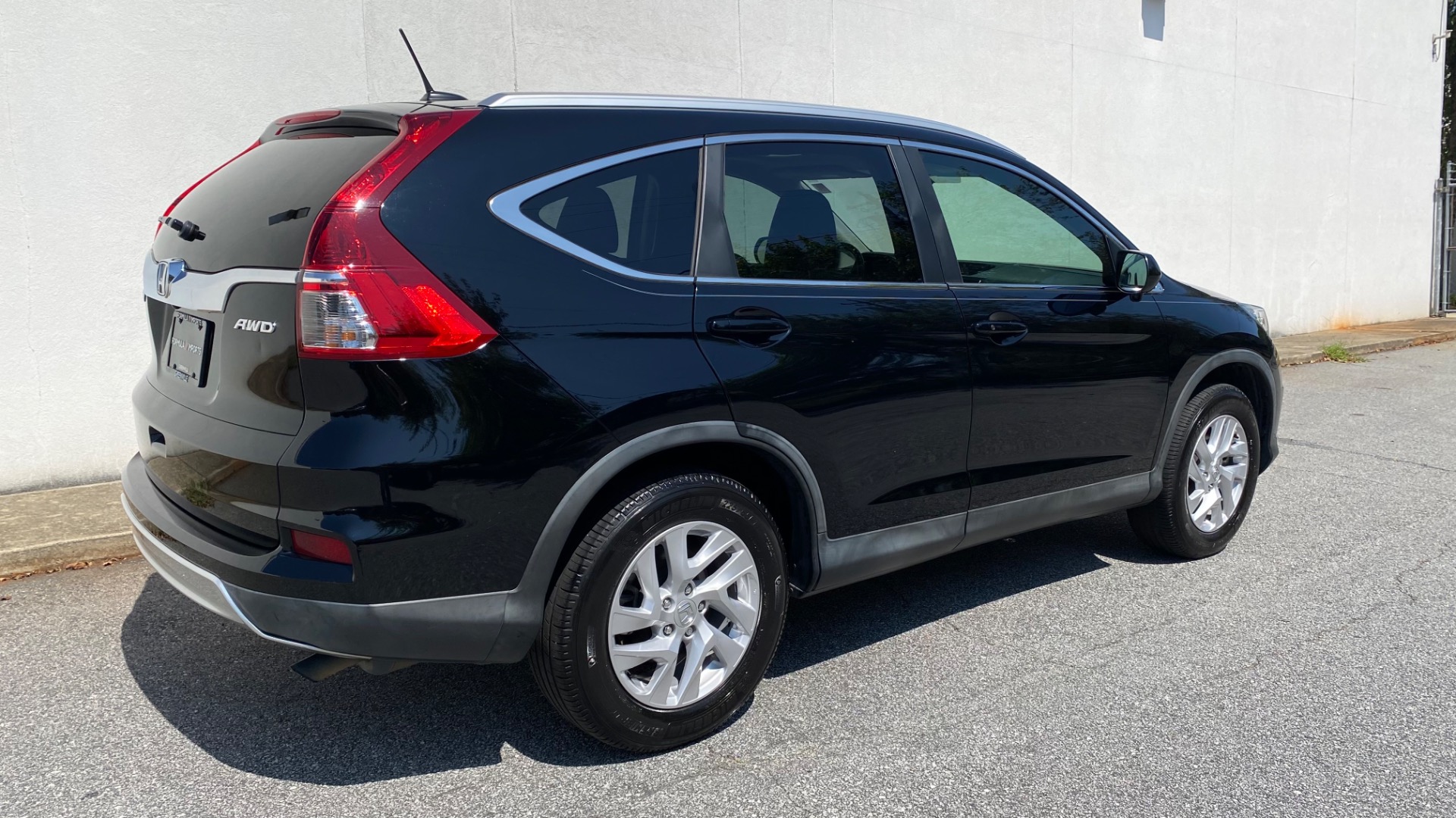 Used 2015 Honda CR-V EX-L for sale $16,995 at Formula Imports in Charlotte NC 28227 9