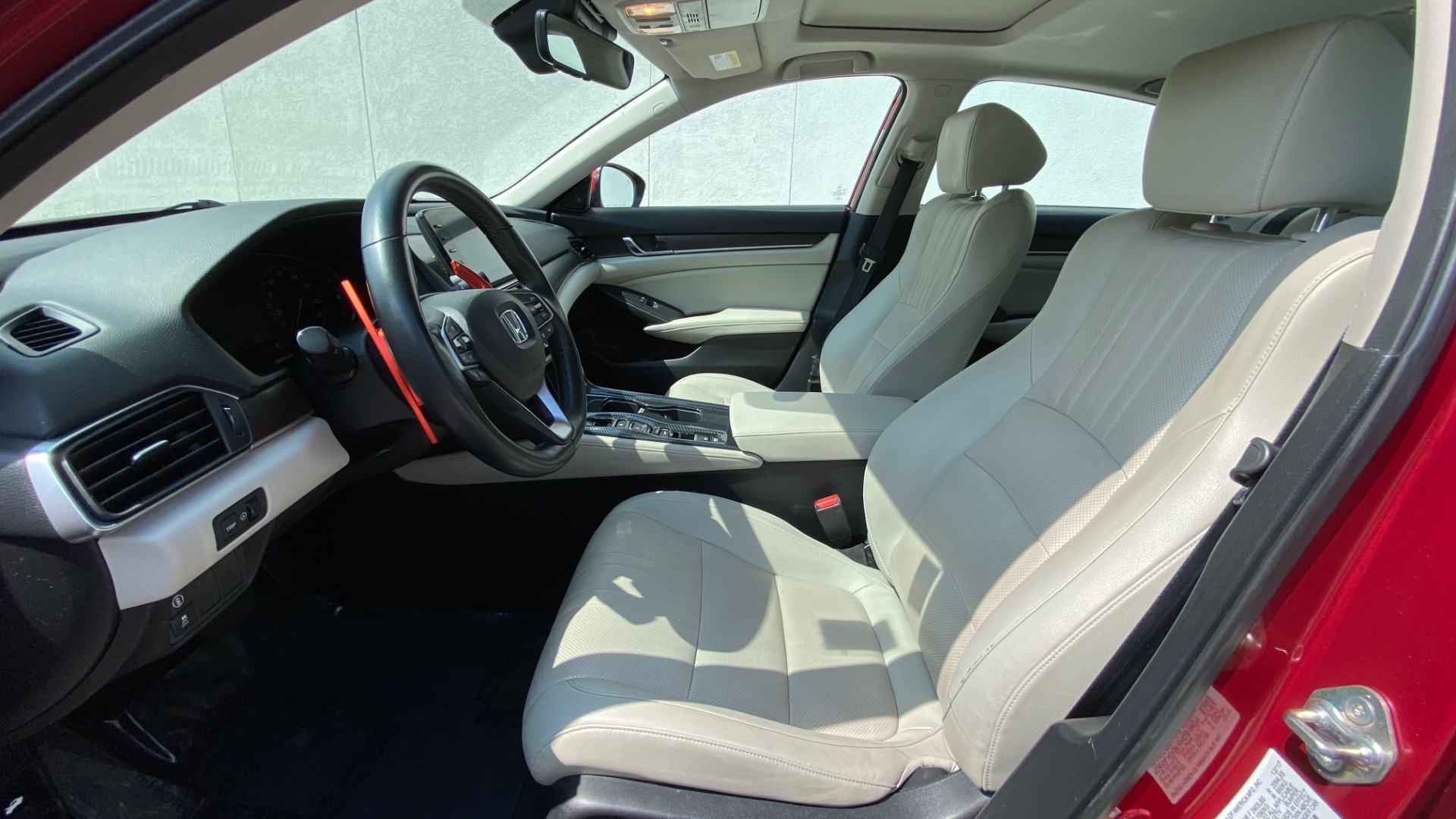 Used 2018 Honda Accord Sedan EX-L Navi 2.0T for sale Call for price at Formula Imports in Charlotte NC 28227 17
