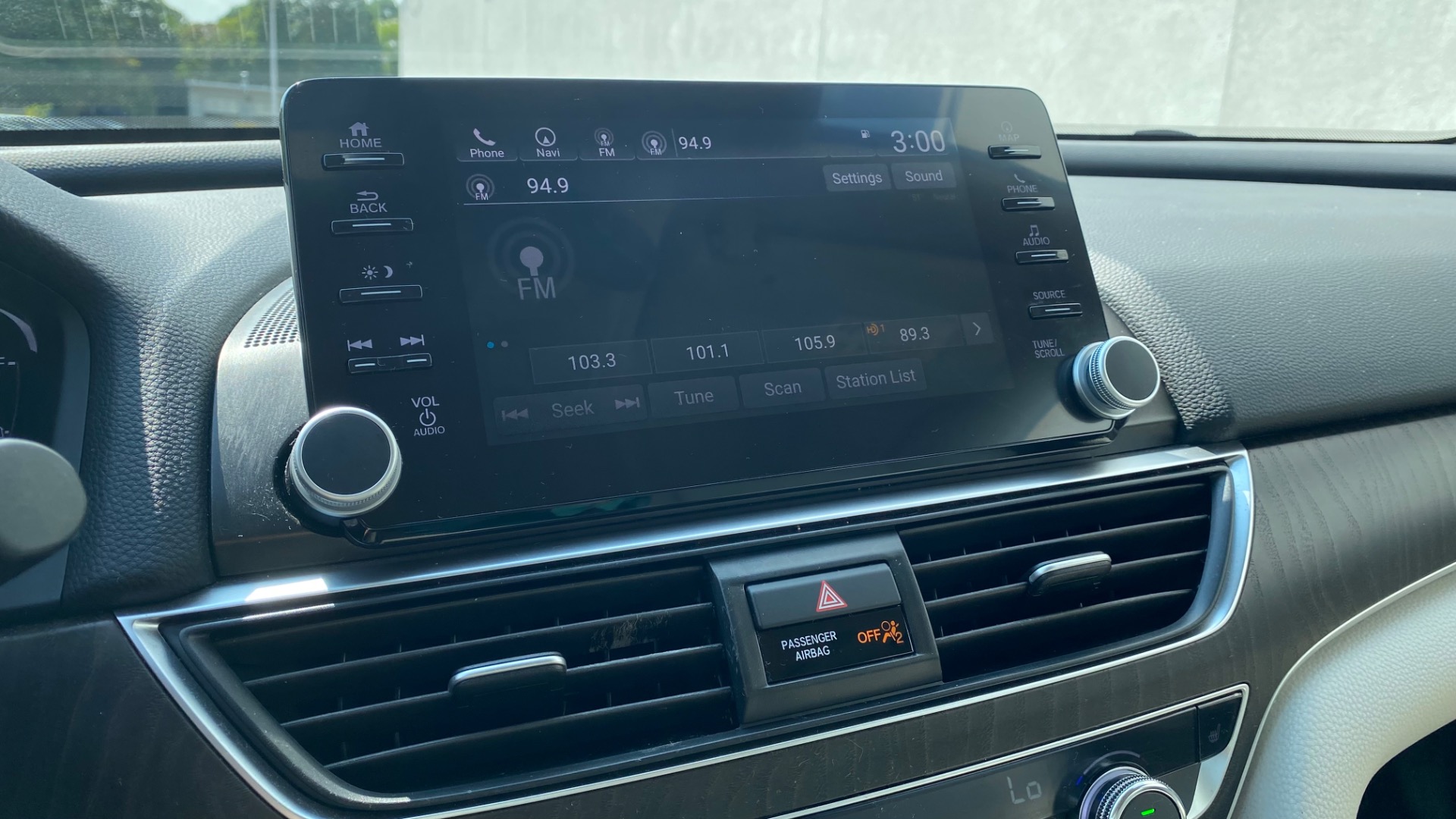 Used 2018 Honda Accord Sedan EX-L Navi 2.0T for sale Call for price at Formula Imports in Charlotte NC 28227 31