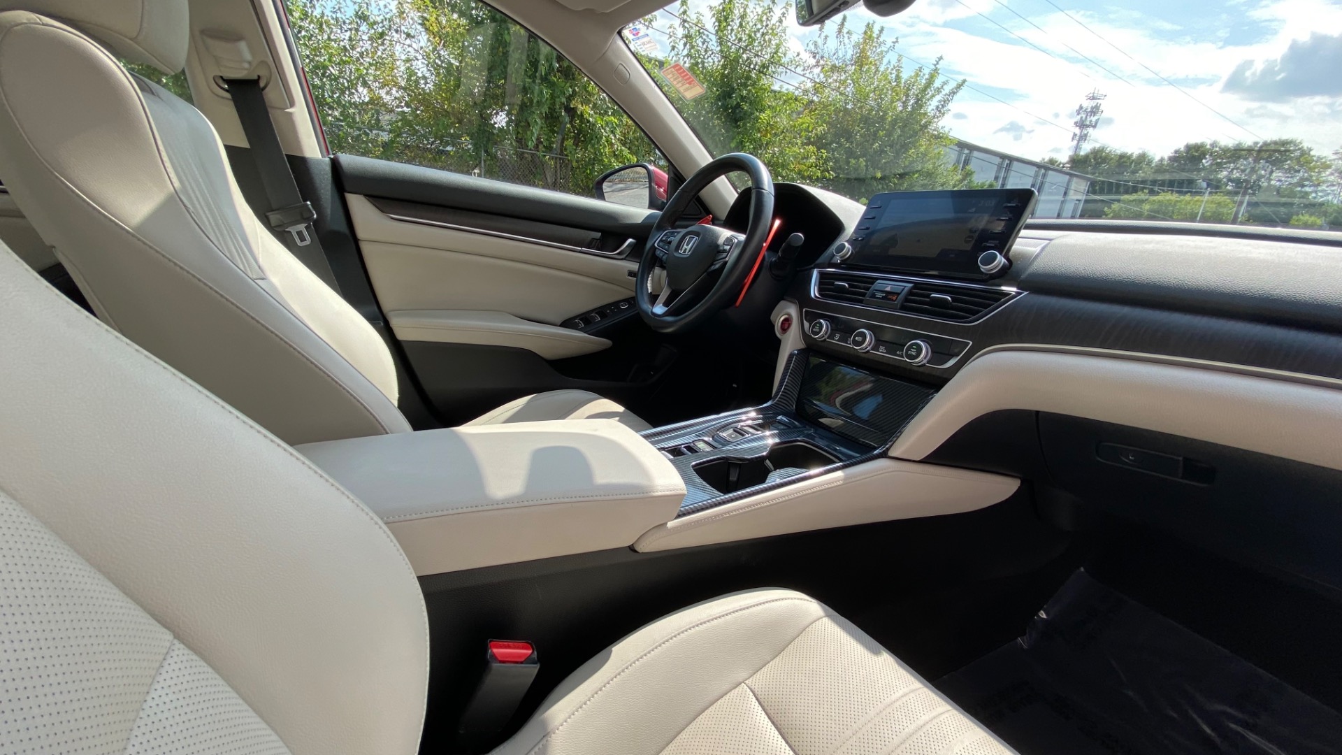 Used 2018 Honda Accord Sedan EX-L Navi 2.0T for sale Call for price at Formula Imports in Charlotte NC 28227 46
